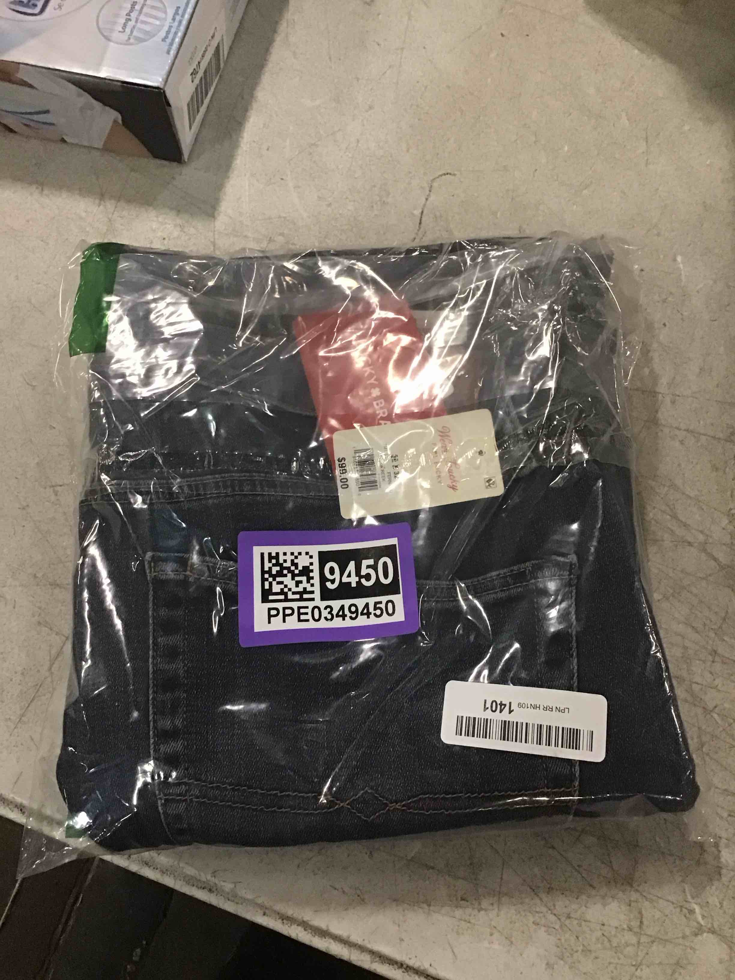 https://s3.amazonaws.com/lotting-images-prod/bidfta/PPE0349450_1728352462508.jpeg