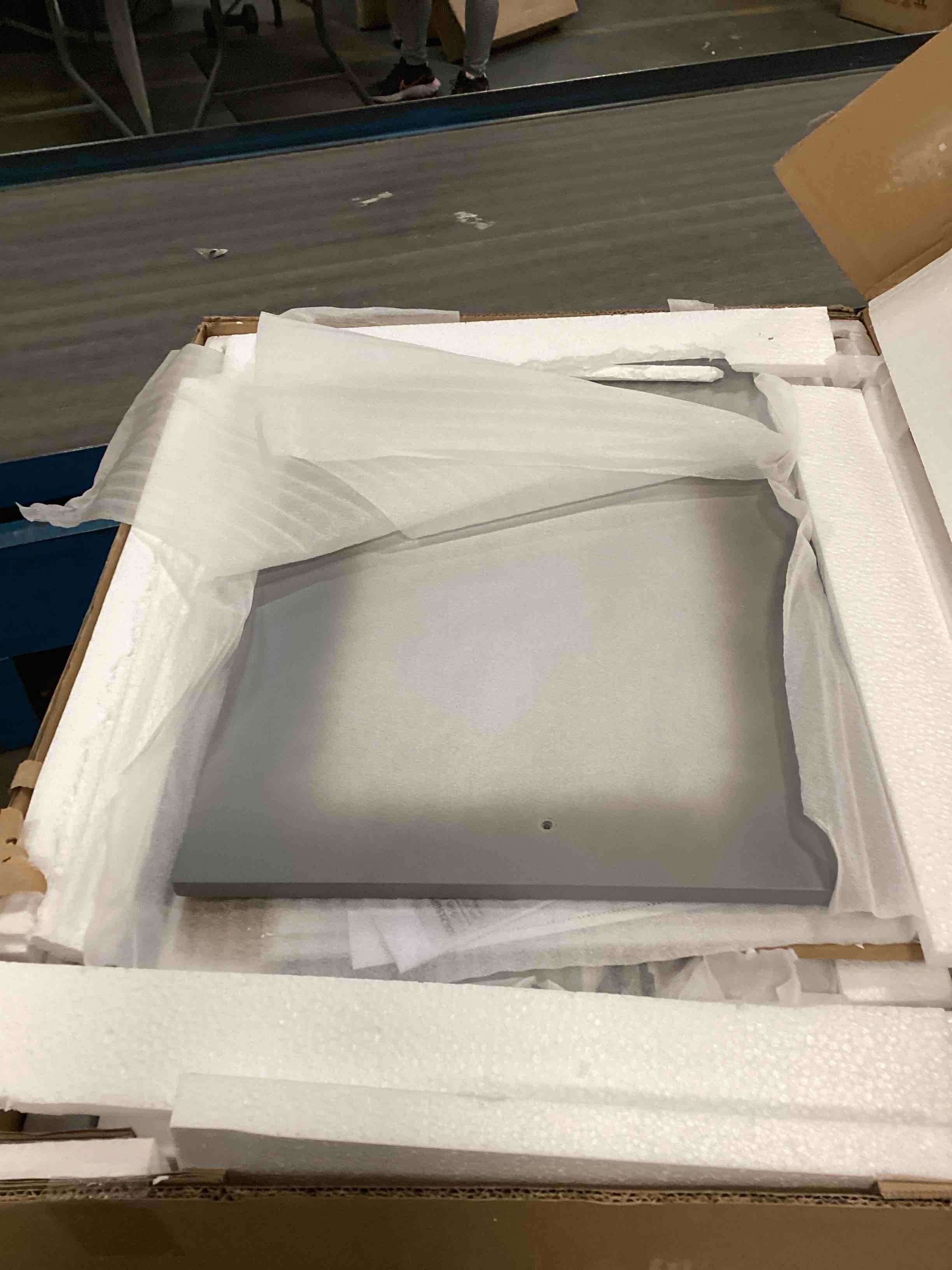 https://s3.amazonaws.com/lotting-images-prod/bidfta/PPE0350040_1729339726349.jpeg