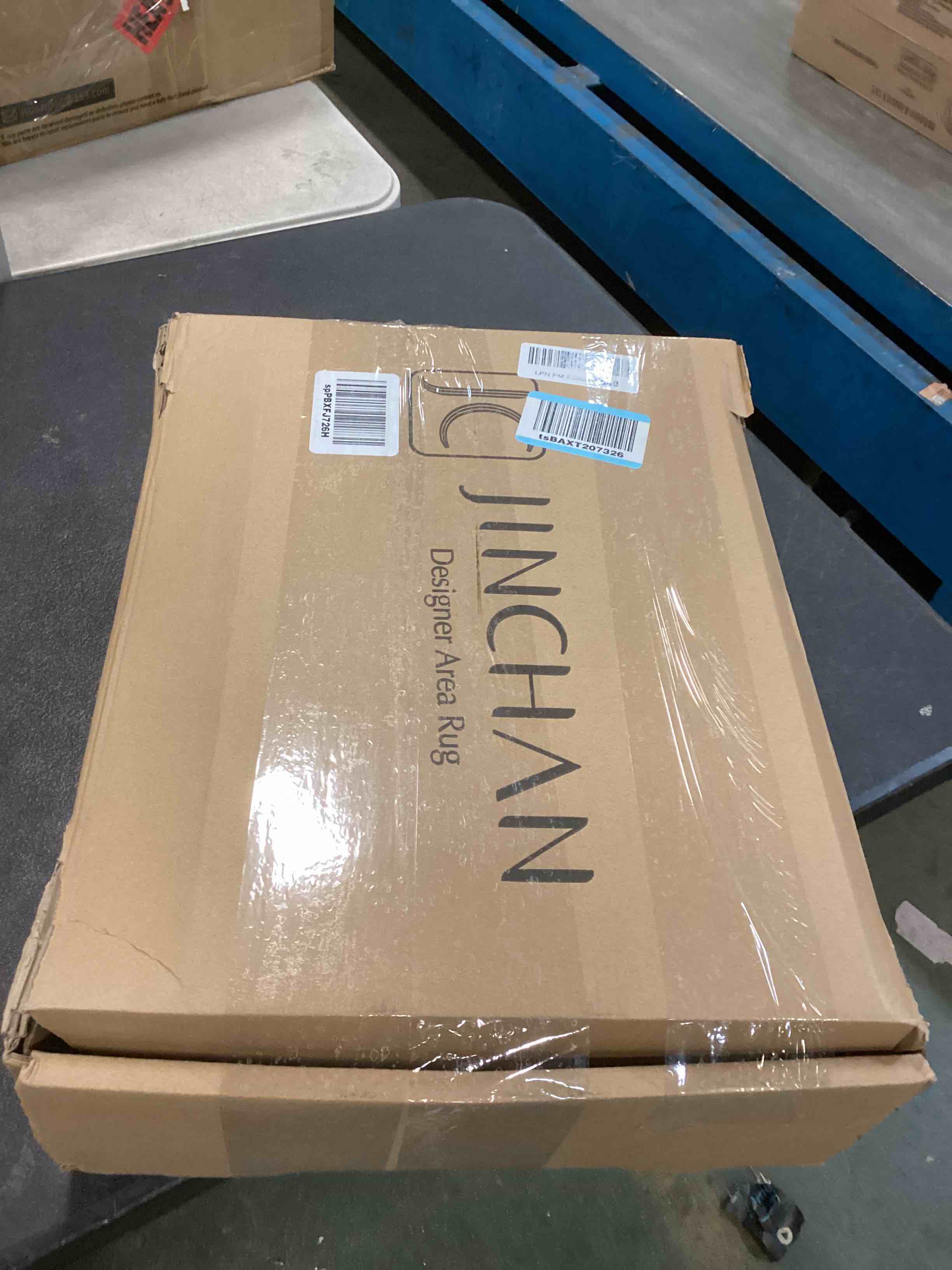 https://s3.amazonaws.com/lotting-images-prod/bidfta/PPE0350402_1729212447474.jpeg