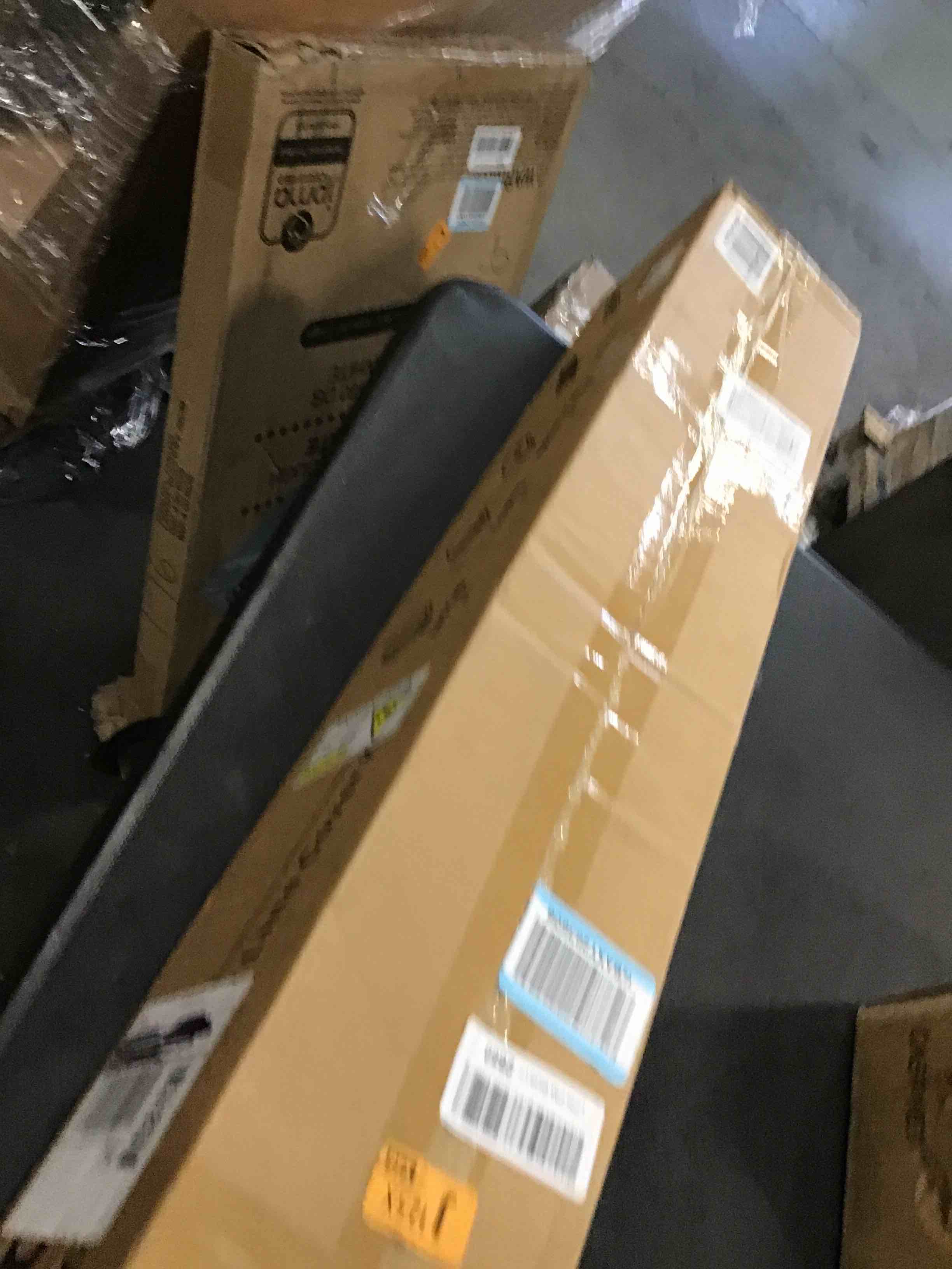 https://s3.amazonaws.com/lotting-images-prod/bidfta/PPE0350445_1728145511905.jpeg