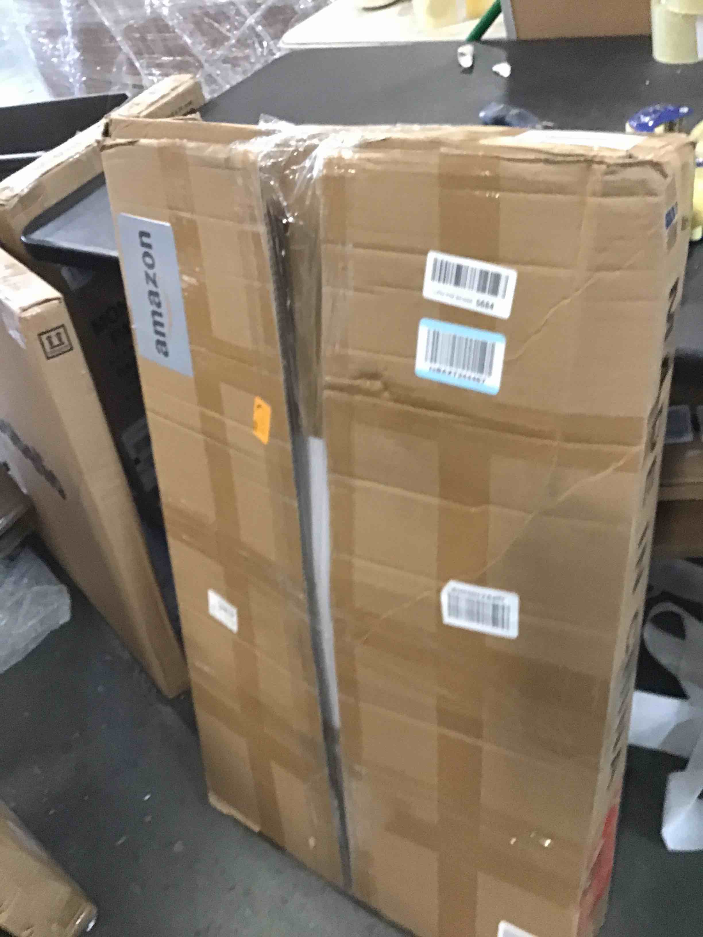 https://s3.amazonaws.com/lotting-images-prod/bidfta/PPE0350542_1728138750751.jpeg