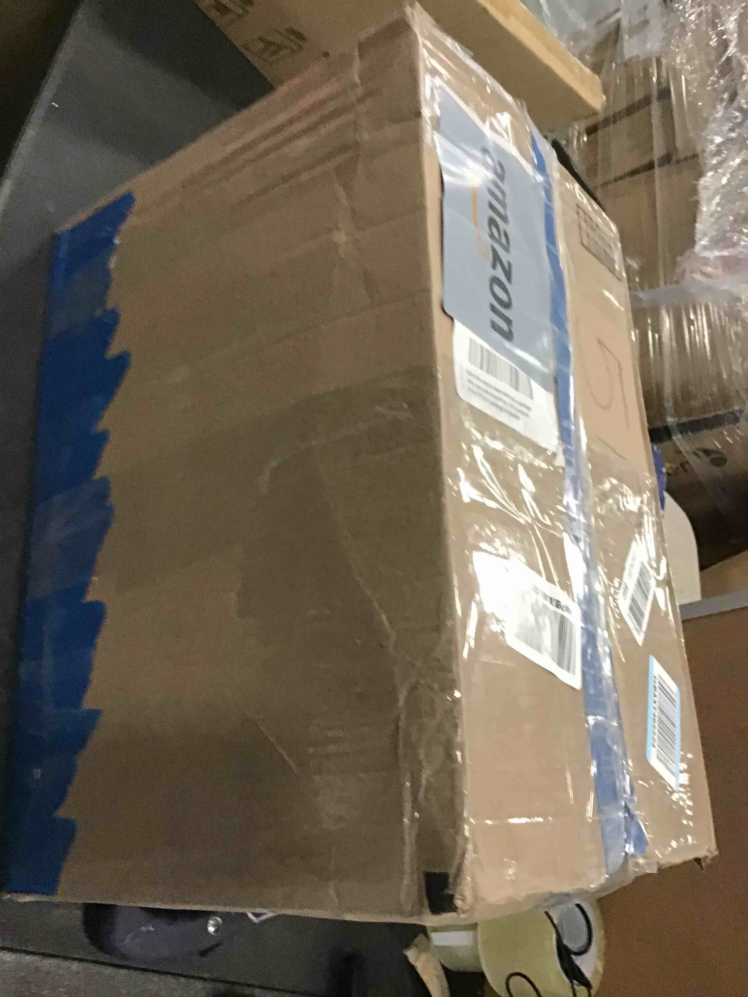 https://s3.amazonaws.com/lotting-images-prod/bidfta/PPE0350634_1728132357154.jpeg