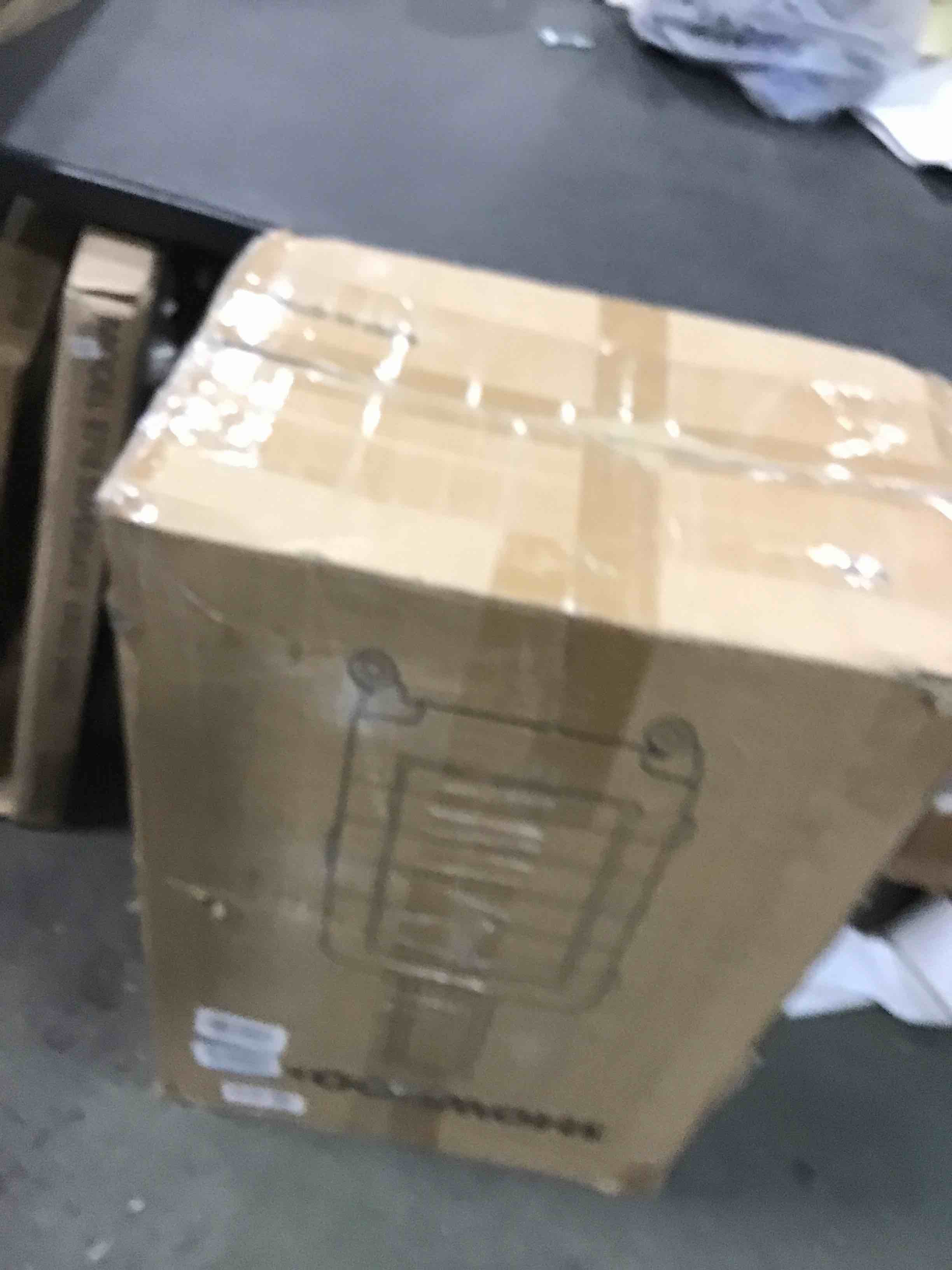 https://s3.amazonaws.com/lotting-images-prod/bidfta/PPE0350703_1728129101872.jpeg