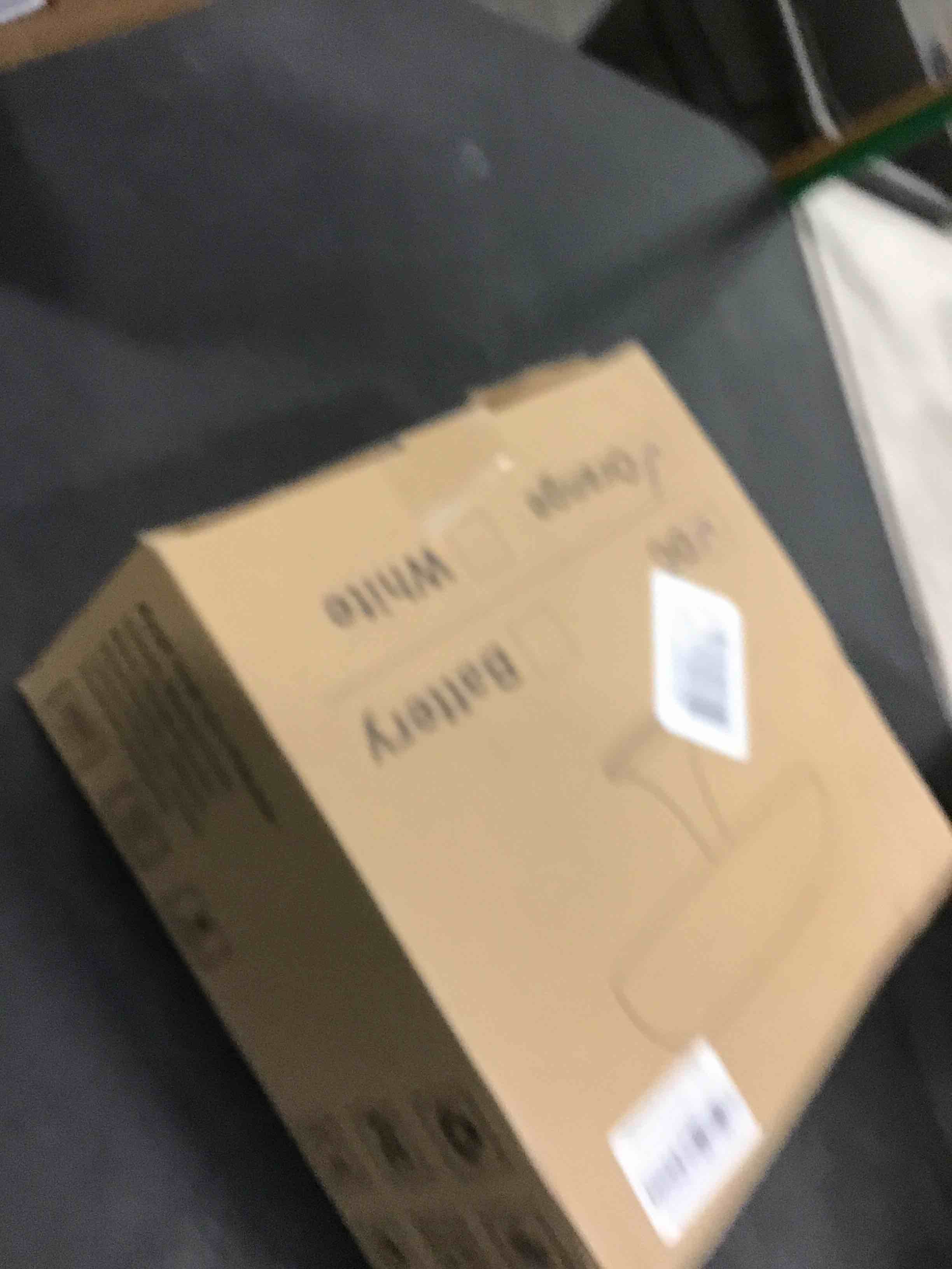 https://s3.amazonaws.com/lotting-images-prod/bidfta/PPE0350770_1728125840964.jpeg