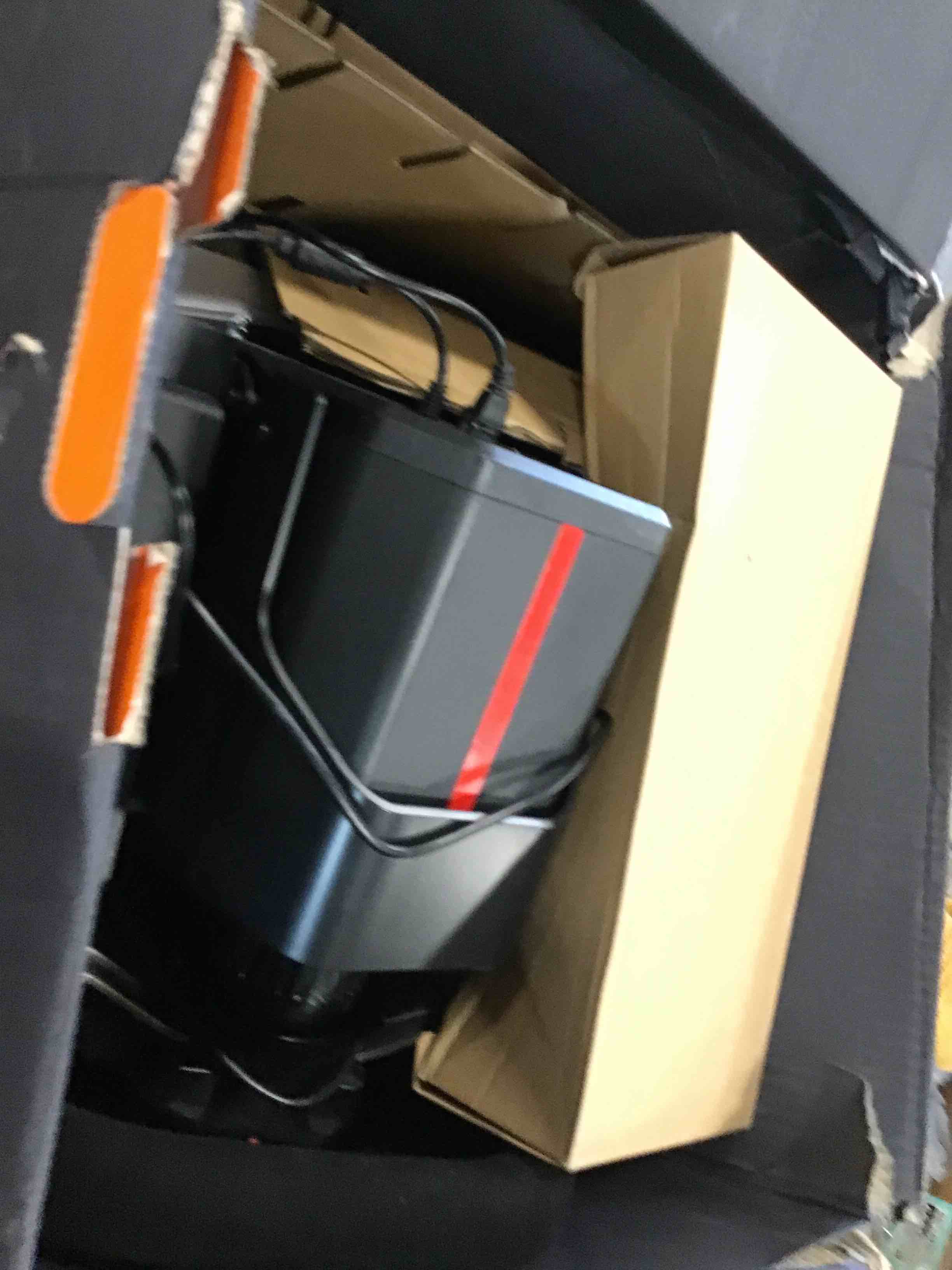 https://s3.amazonaws.com/lotting-images-prod/bidfta/PPE0350892_1728066819821.jpeg