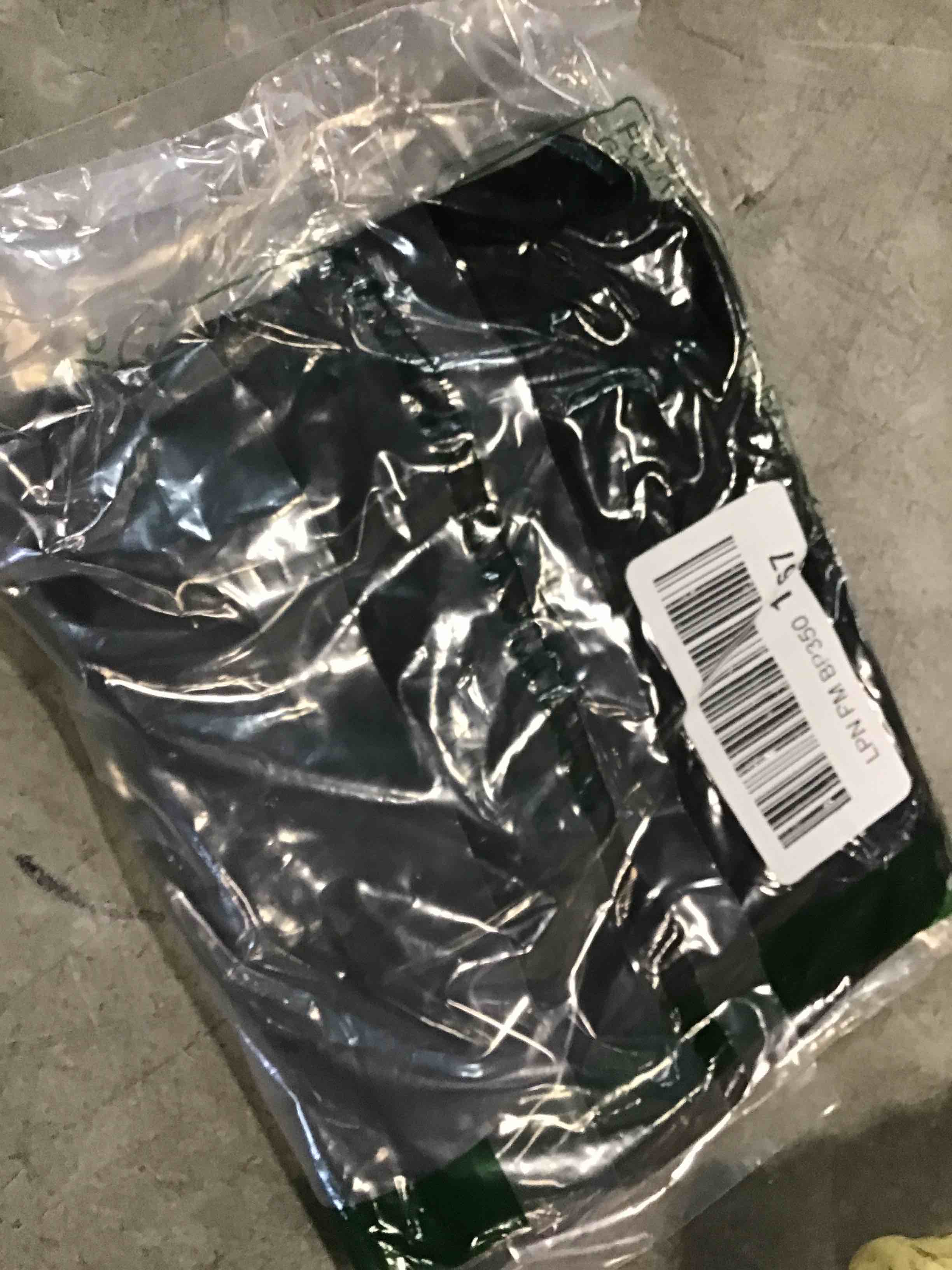 https://s3.amazonaws.com/lotting-images-prod/bidfta/PPE0351809_1727966192131.jpeg