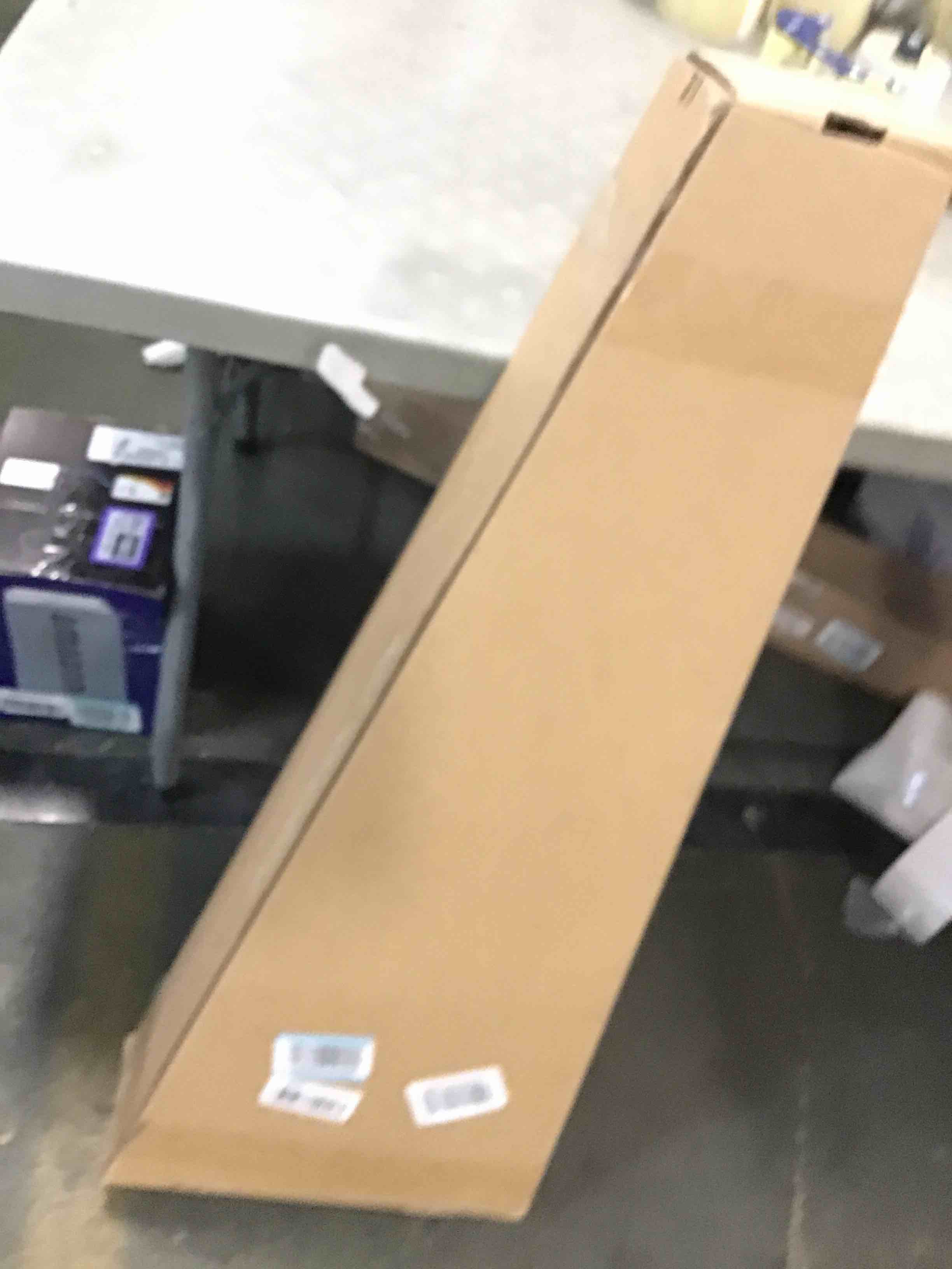 https://s3.amazonaws.com/lotting-images-prod/bidfta/PPE0351892_1727961531710.jpeg