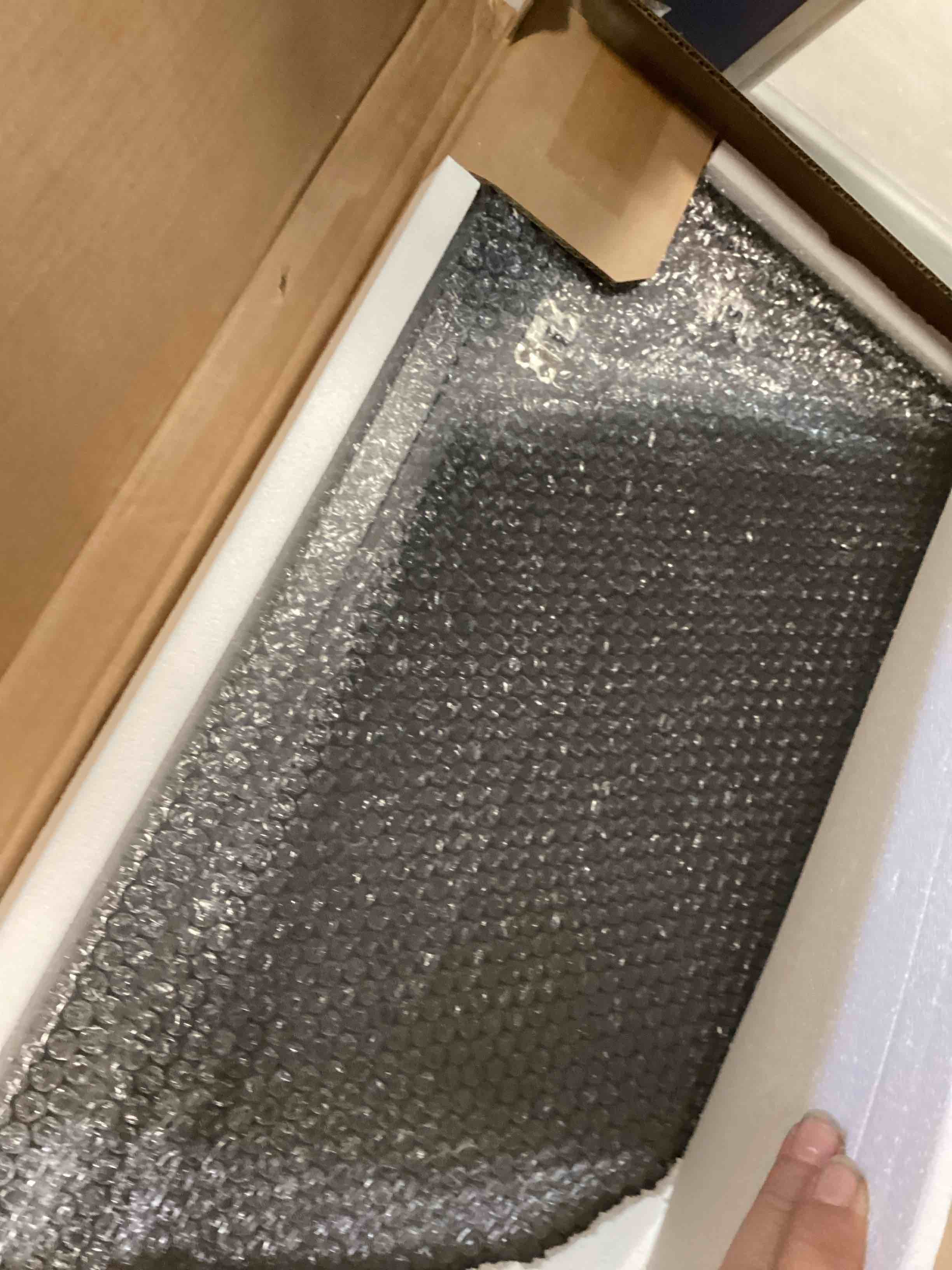 https://s3.amazonaws.com/lotting-images-prod/bidfta/PPE0352264_1728661403683.jpeg