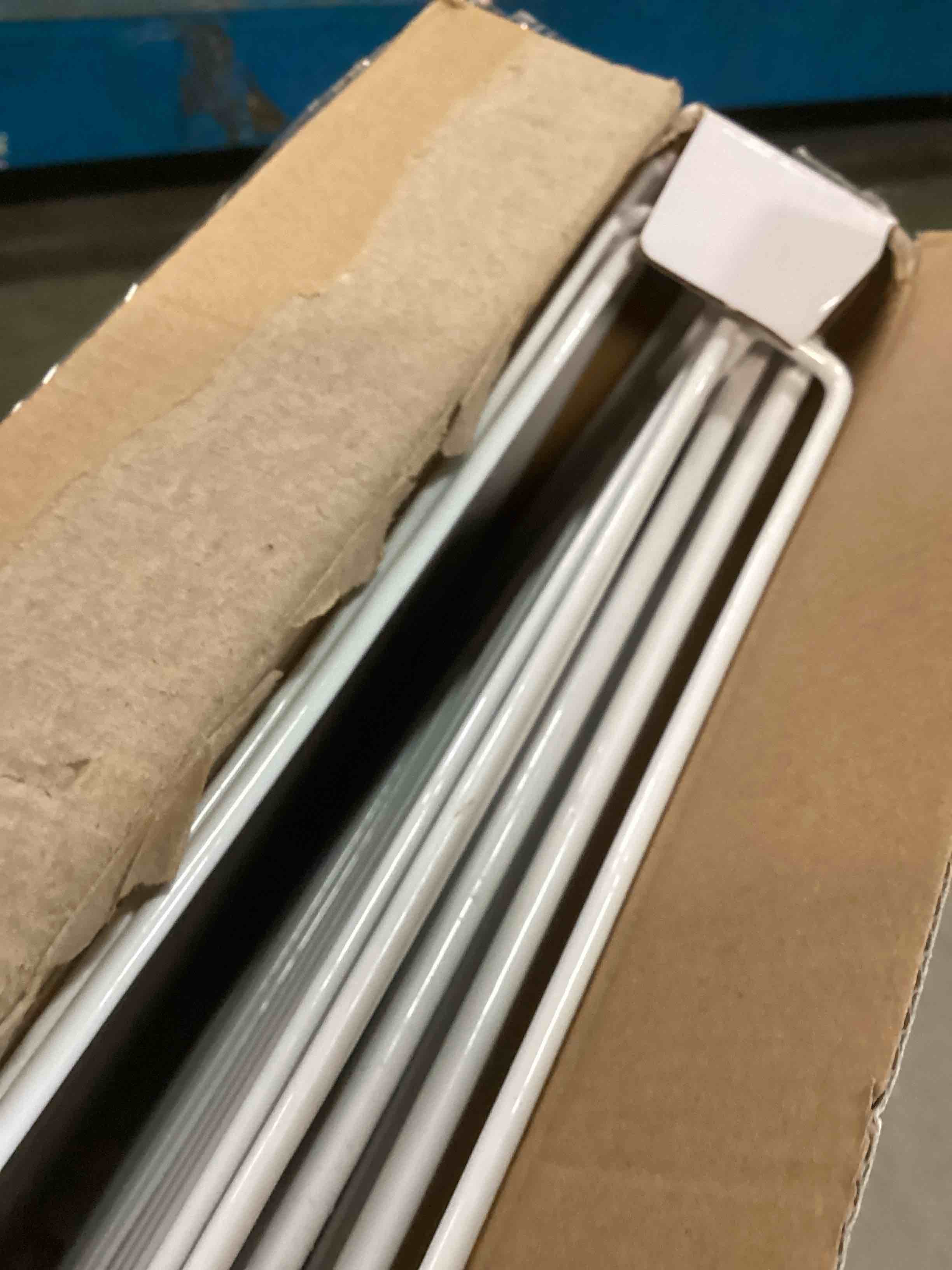 https://s3.amazonaws.com/lotting-images-prod/bidfta/PPE0352416_1728571889341.jpeg