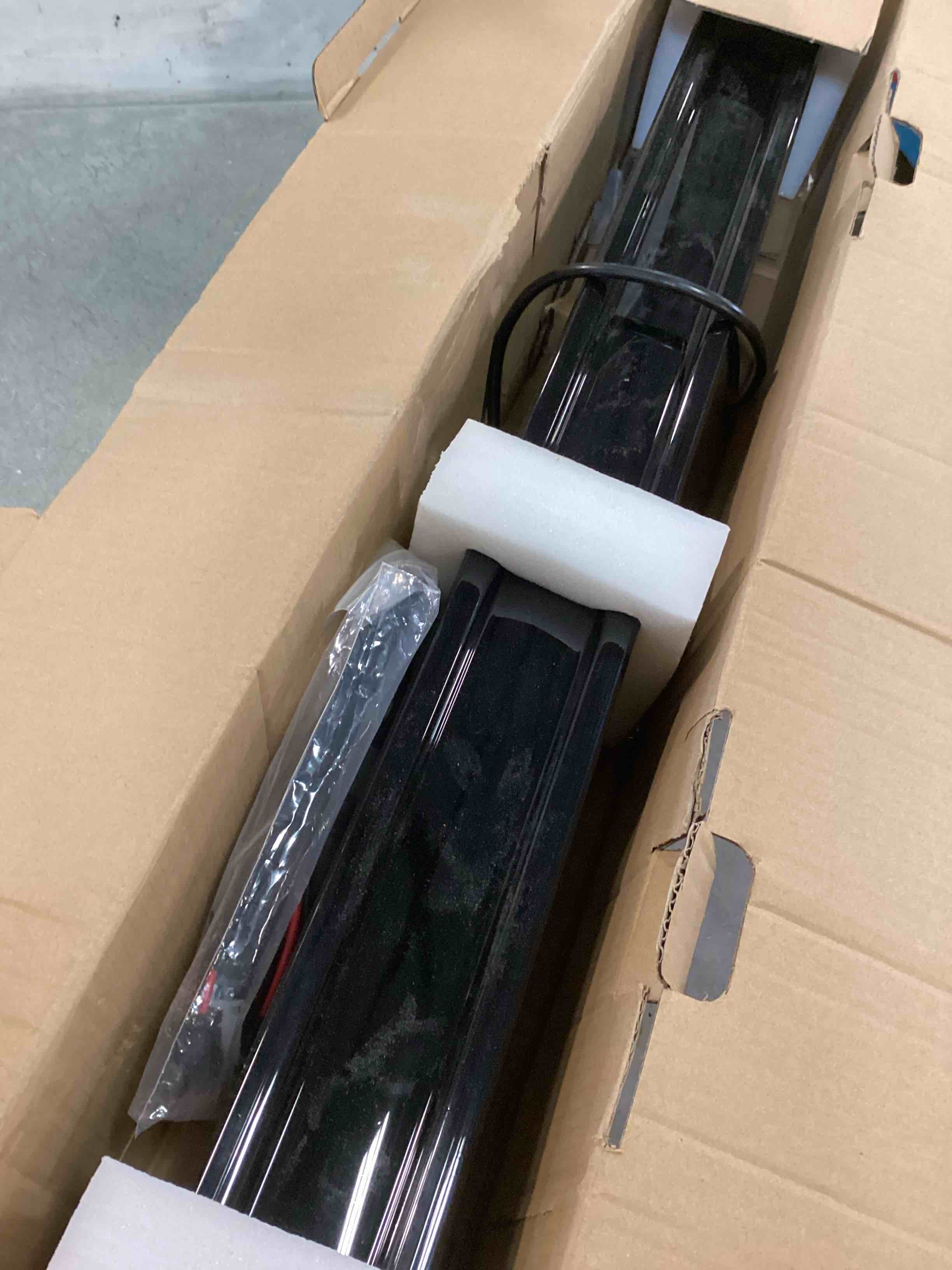 https://s3.amazonaws.com/lotting-images-prod/bidfta/PPE0352706_1728491053498.jpeg