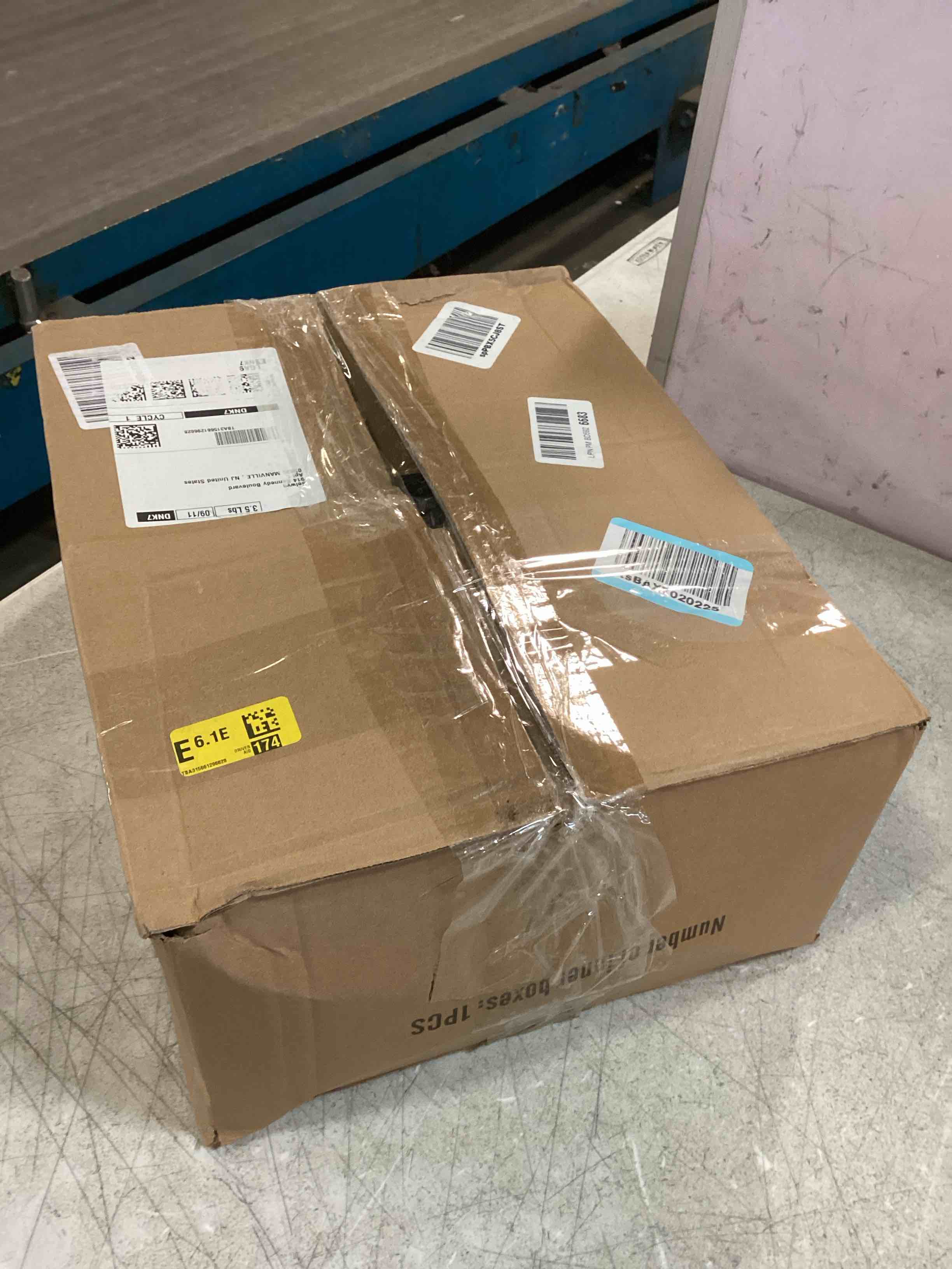 https://s3.amazonaws.com/lotting-images-prod/bidfta/PPE0352887_1728411631920.jpeg