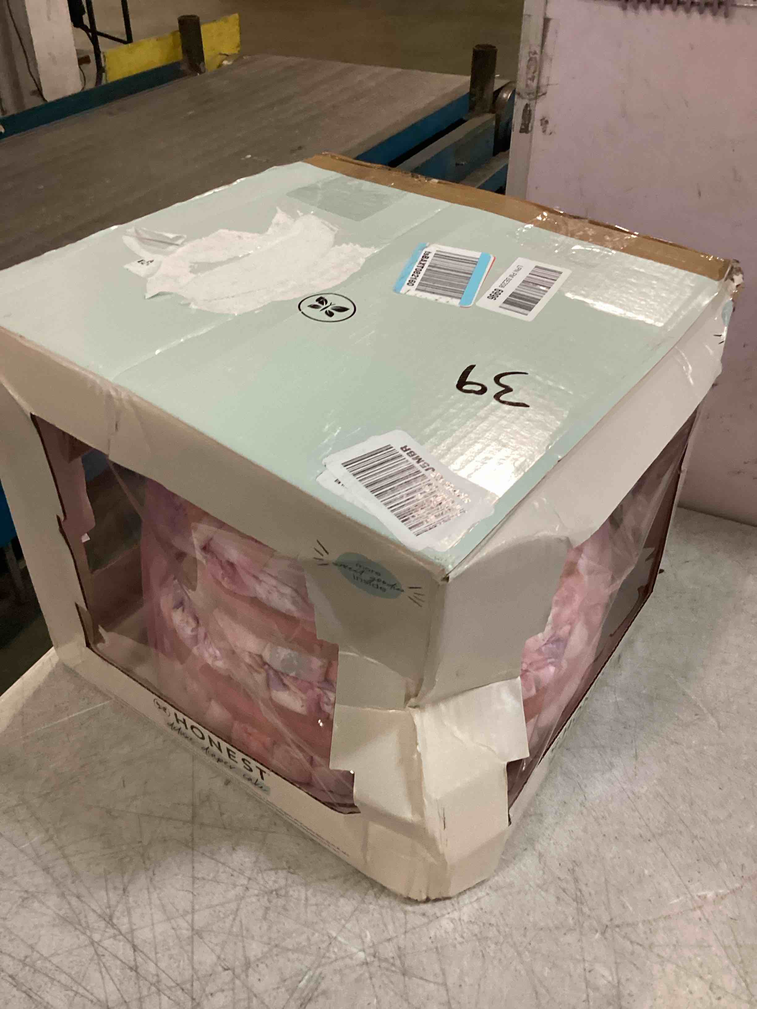 The Honest Company Deluxe Diaper Cake Clean Conscious Diapers, Baby