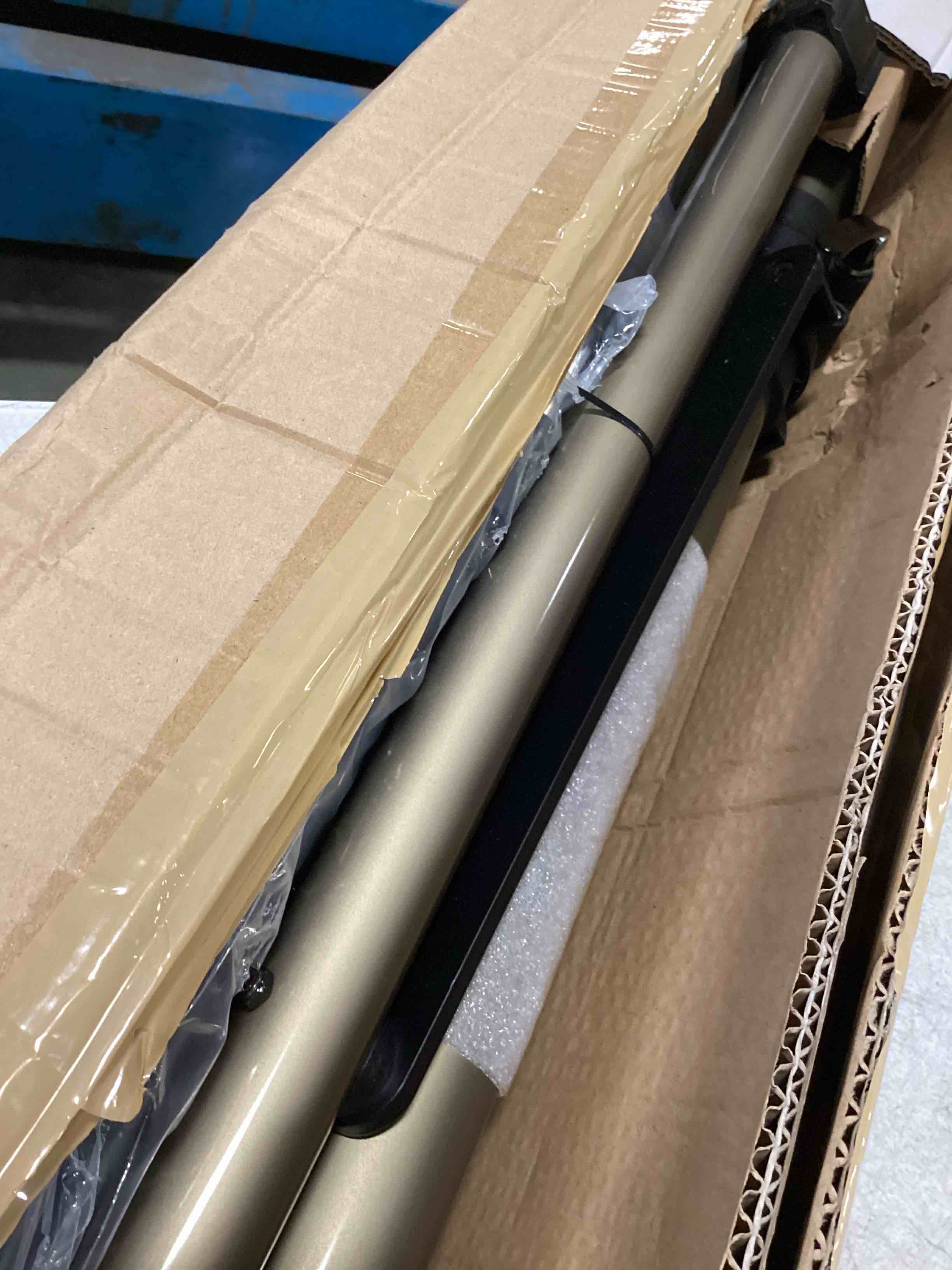 https://s3.amazonaws.com/lotting-images-prod/bidfta/PPE0353112_1728306248166.jpeg