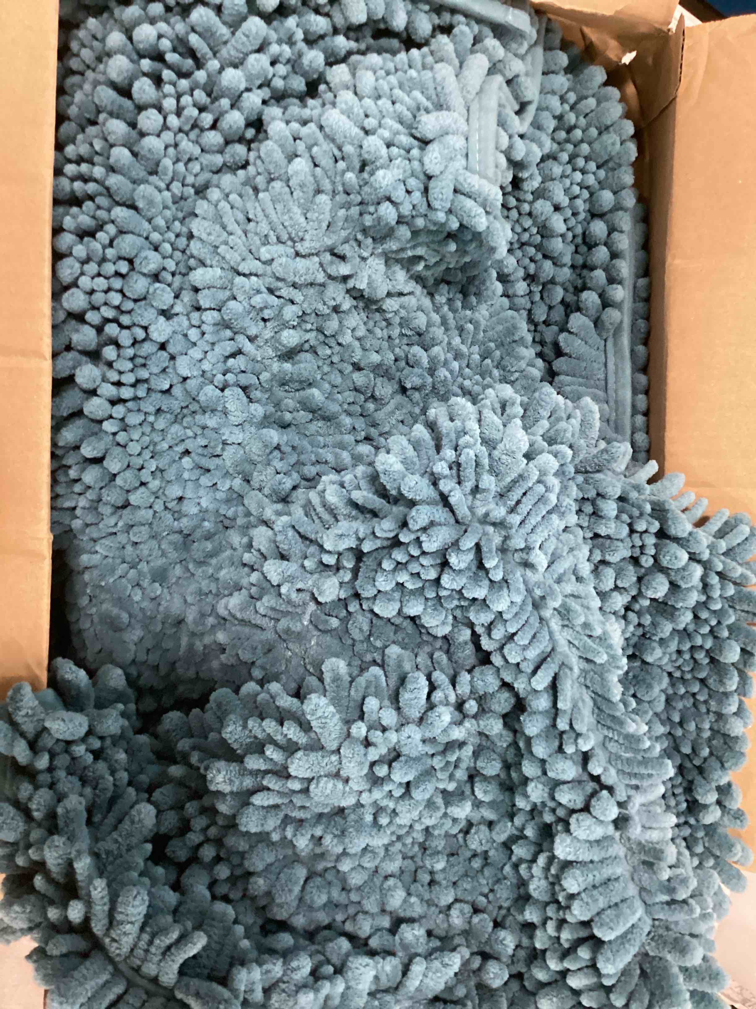 https://s3.amazonaws.com/lotting-images-prod/bidfta/PPE0353296_1728131824808.jpeg