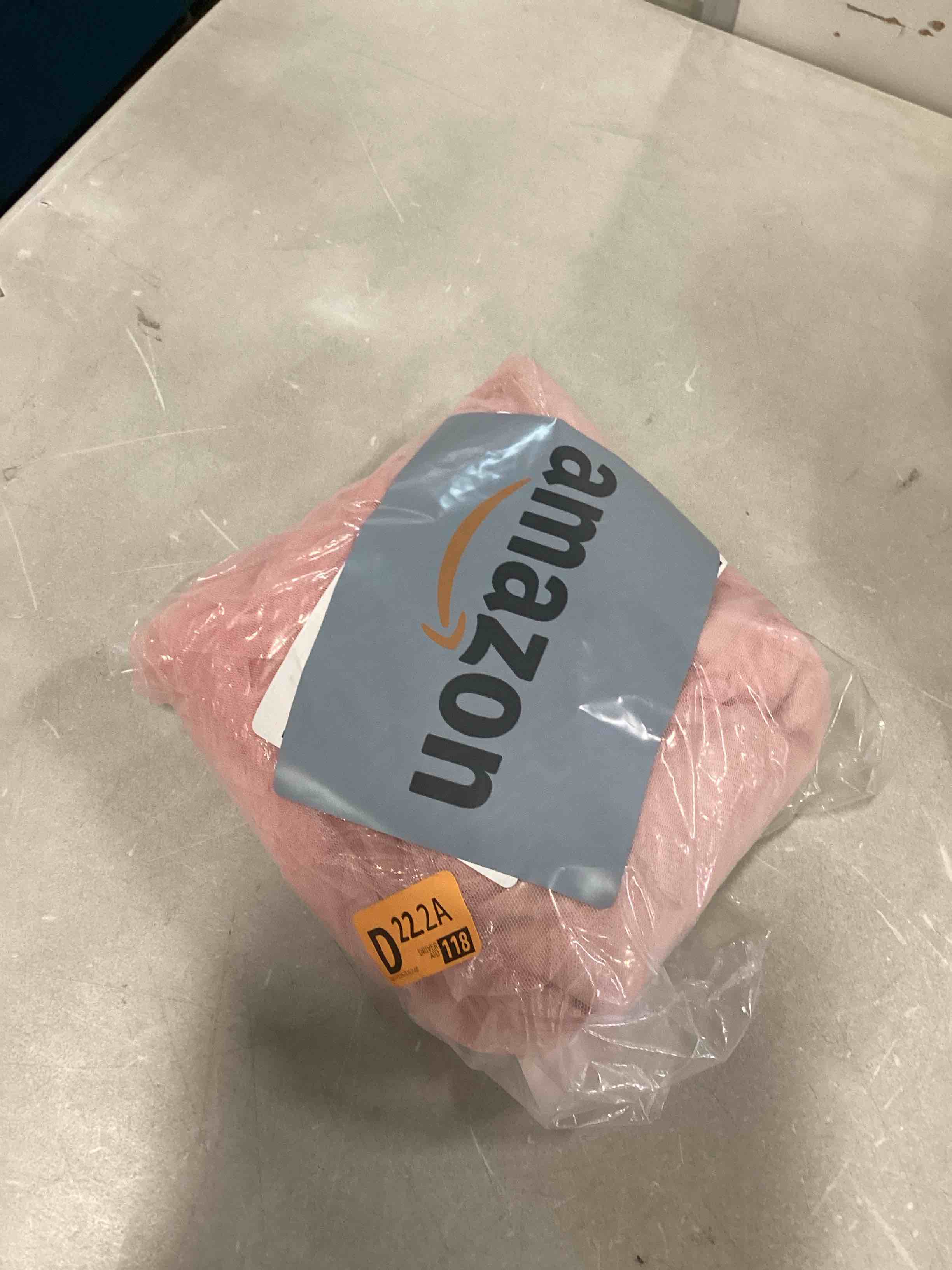 https://s3.amazonaws.com/lotting-images-prod/bidfta/PPE0353339_1728072634638.jpeg