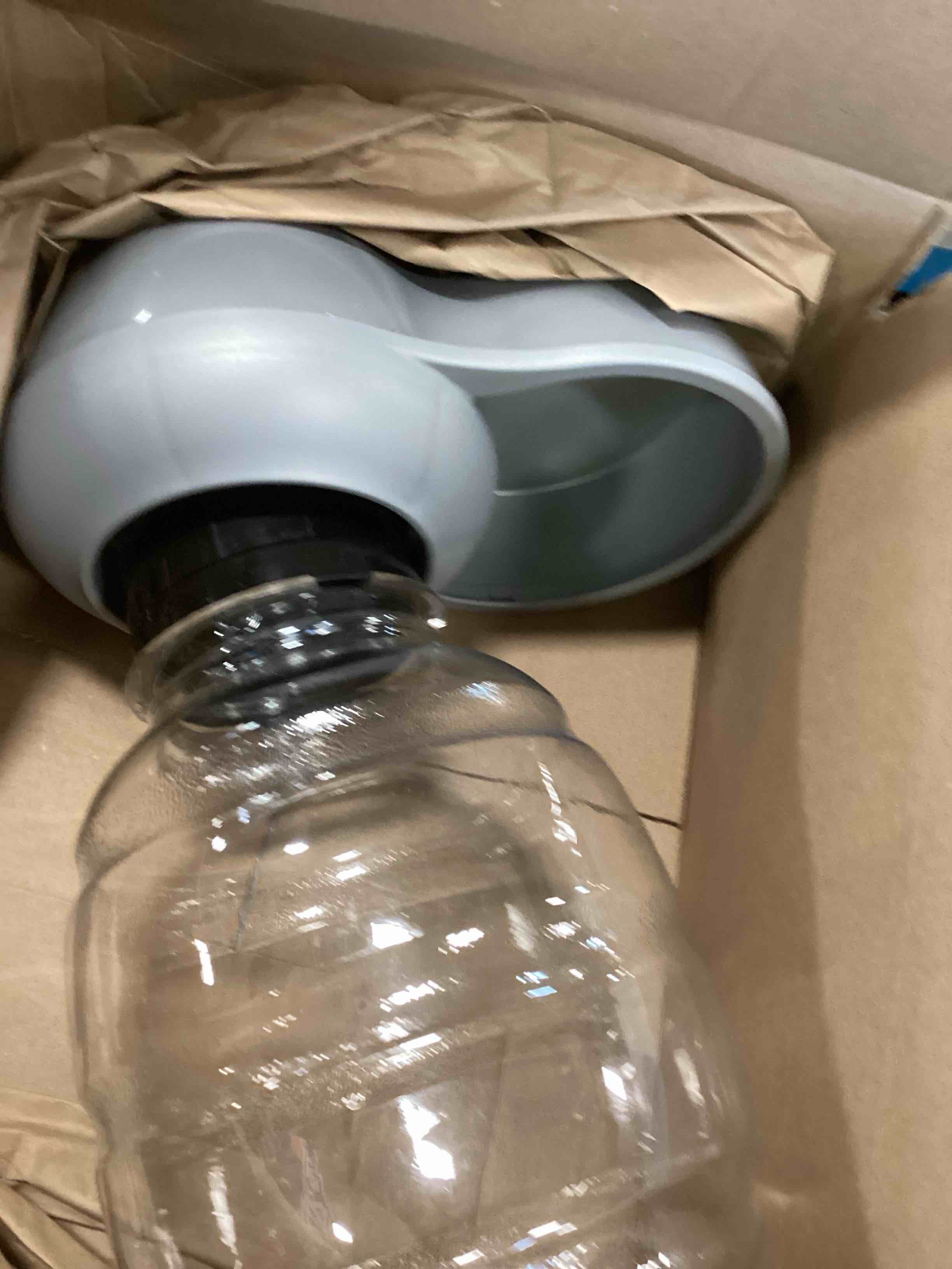 https://s3.amazonaws.com/lotting-images-prod/bidfta/PPE0353471_1728049676091.jpeg