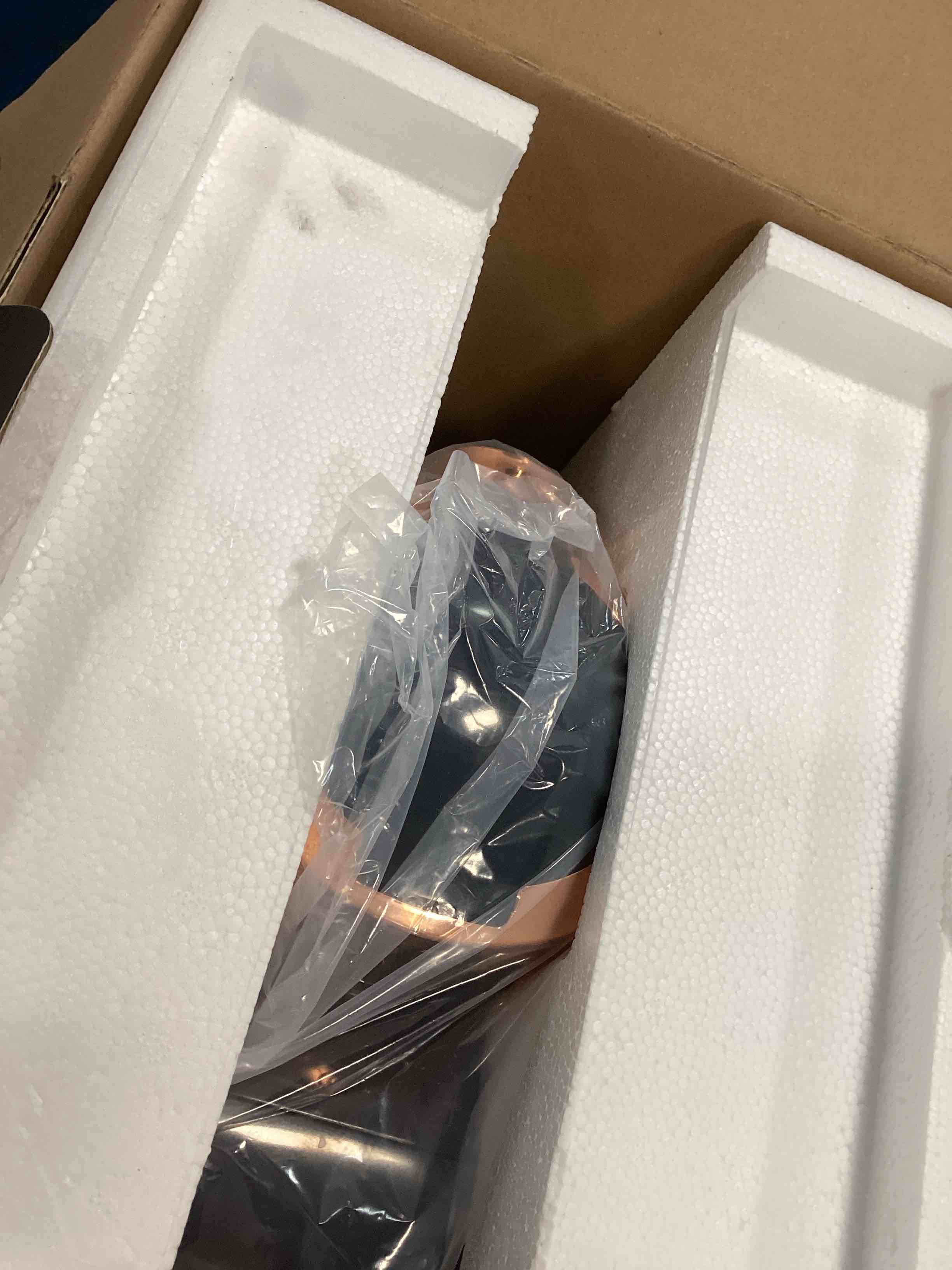 https://s3.amazonaws.com/lotting-images-prod/bidfta/PPE0353809_1727959938074.jpeg
