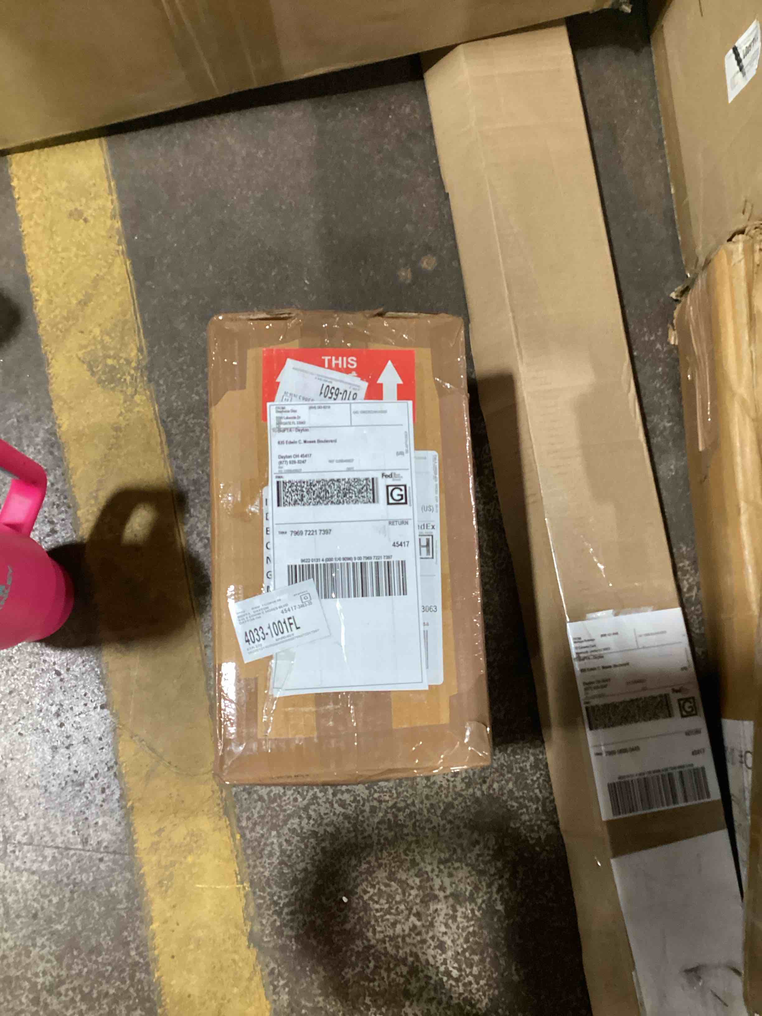 https://s3.amazonaws.com/lotting-images-prod/bidfta/PPE0355770_1733164780883.jpeg