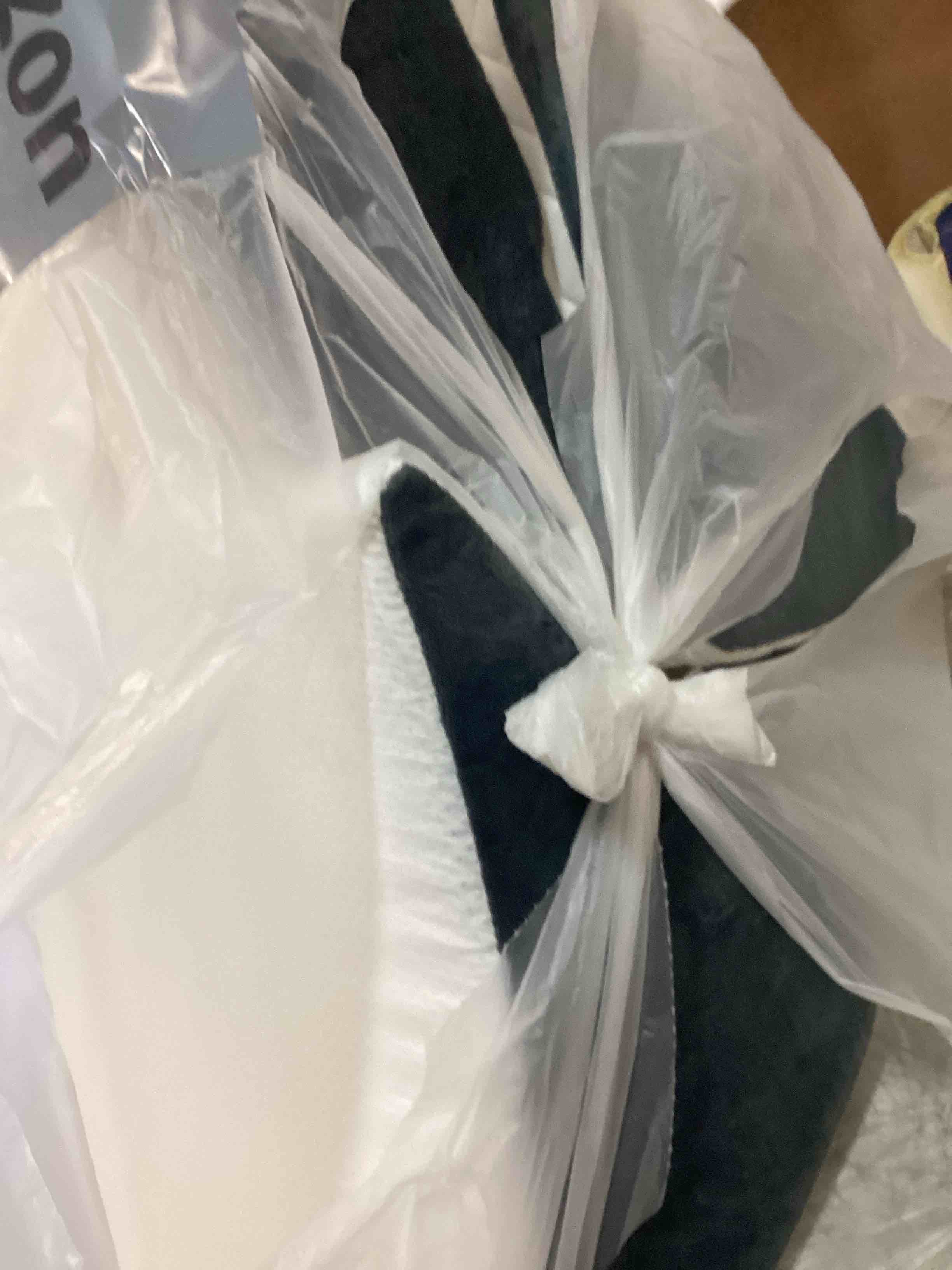 https://s3.amazonaws.com/lotting-images-prod/bidfta/PPE0356327_1728403561141.jpeg