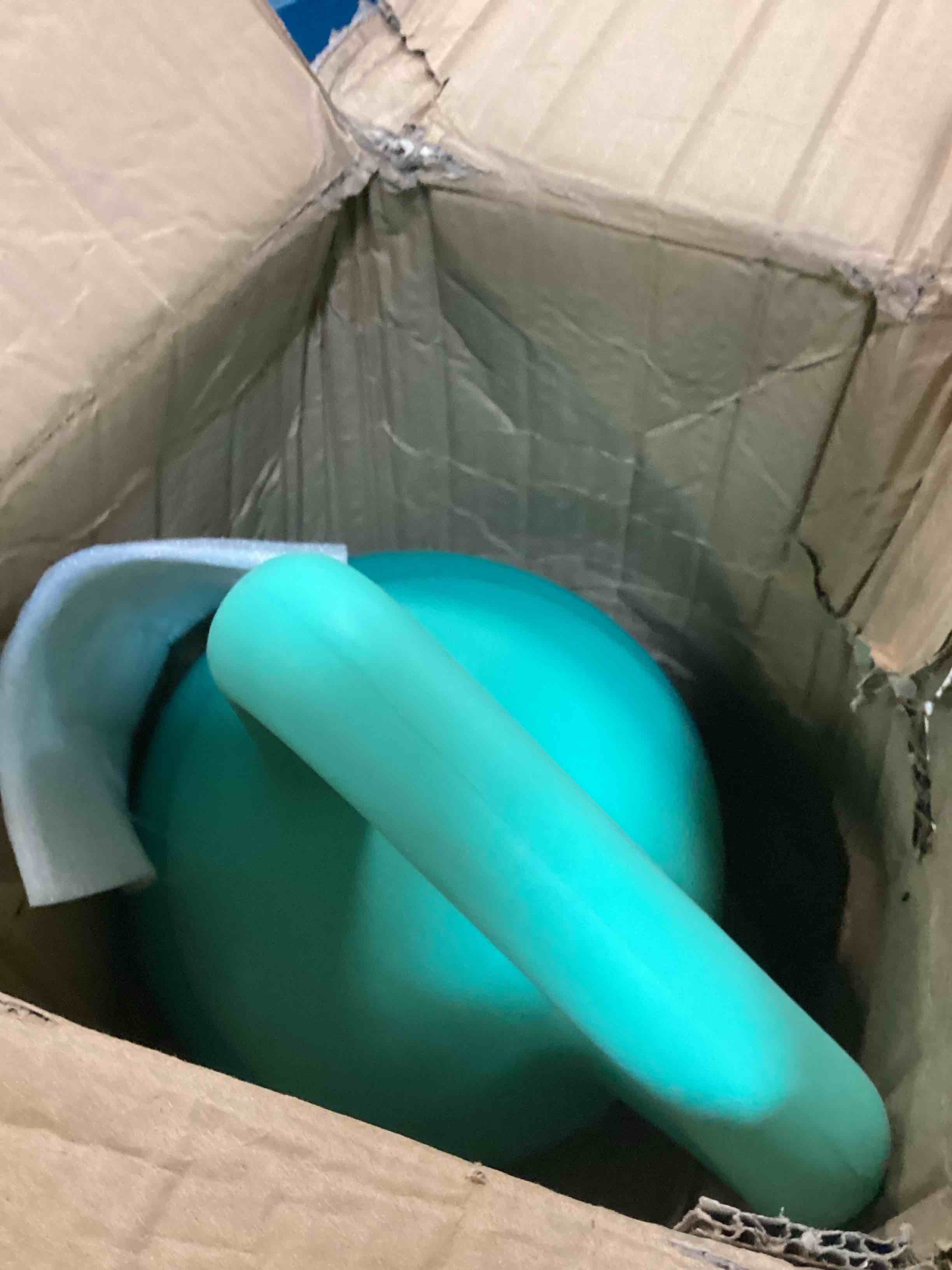 https://s3.amazonaws.com/lotting-images-prod/bidfta/PPE0356425_1728391956386.jpeg
