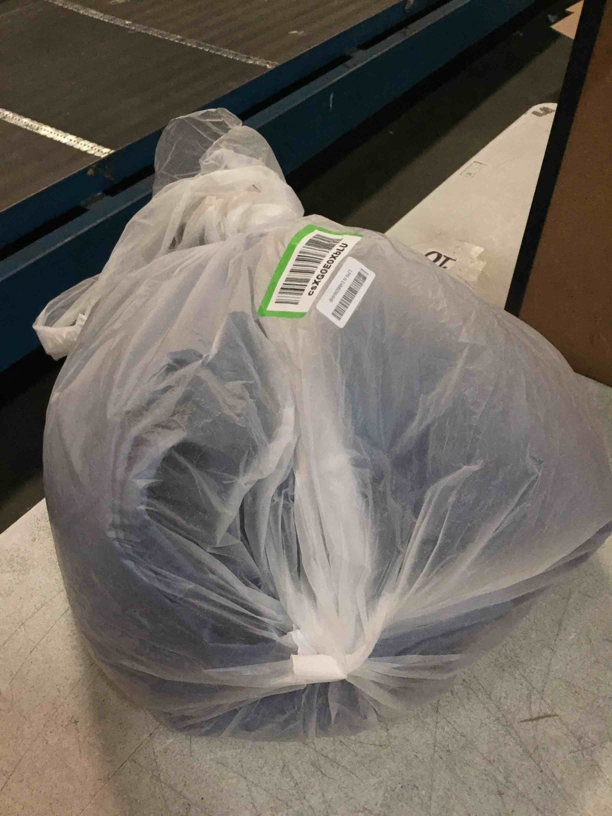 https://s3.amazonaws.com/lotting-images-prod/bidfta/PPE0356501_1728358075055.jpeg