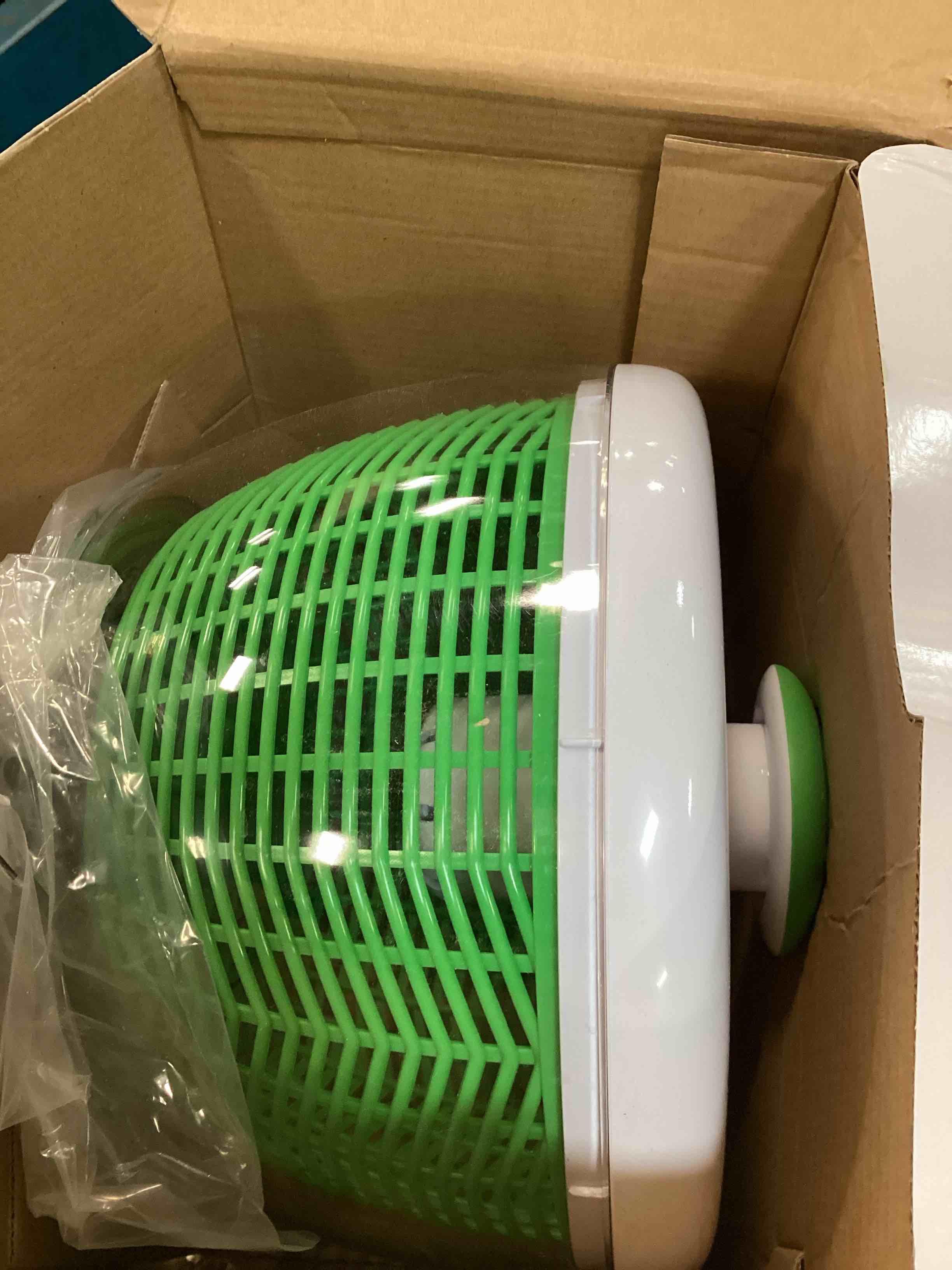 https://s3.amazonaws.com/lotting-images-prod/bidfta/PPE0356723_1728085930735.jpeg