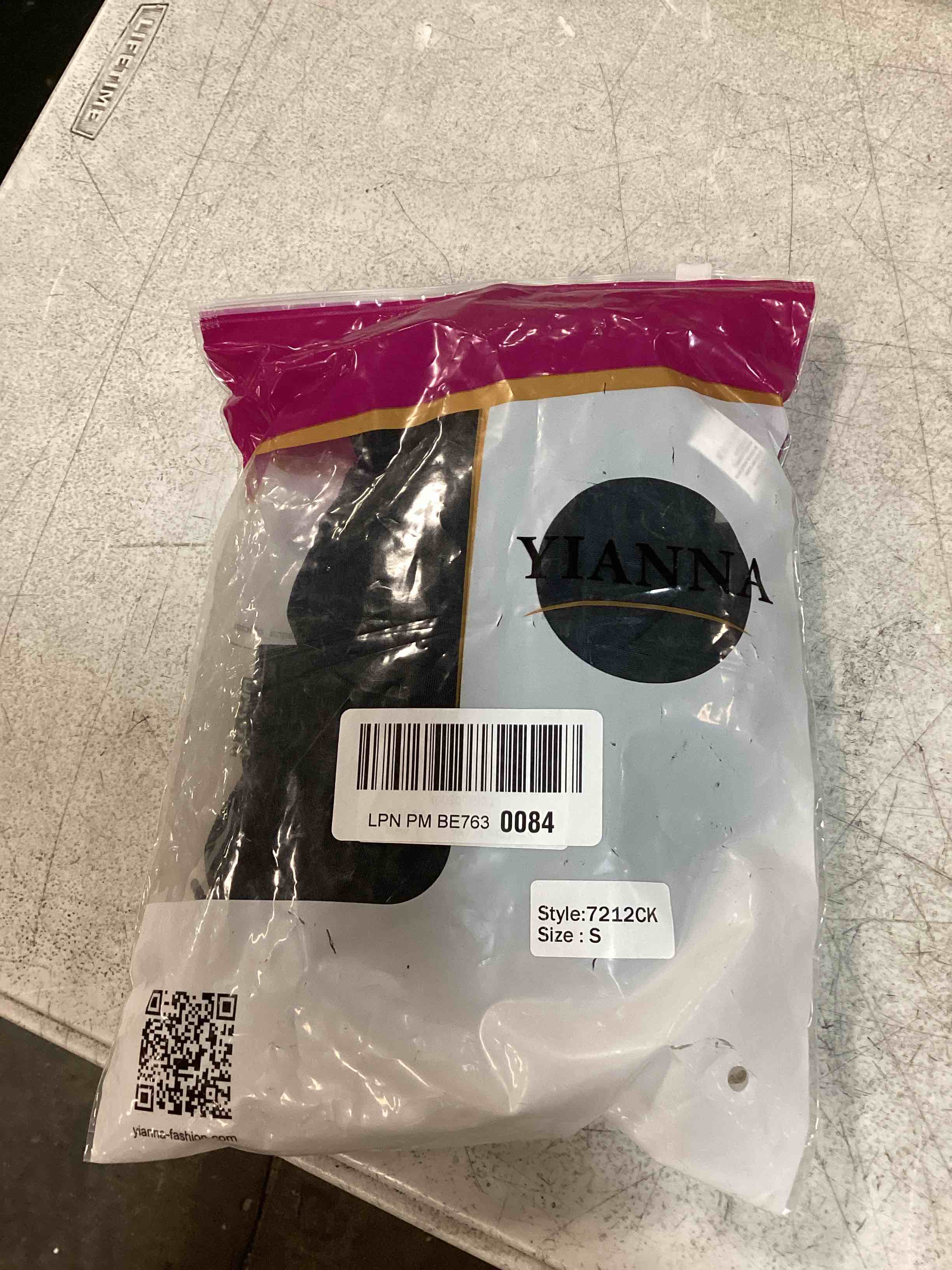 https://s3.amazonaws.com/lotting-images-prod/bidfta/PPE0357030_1727931552359.jpeg