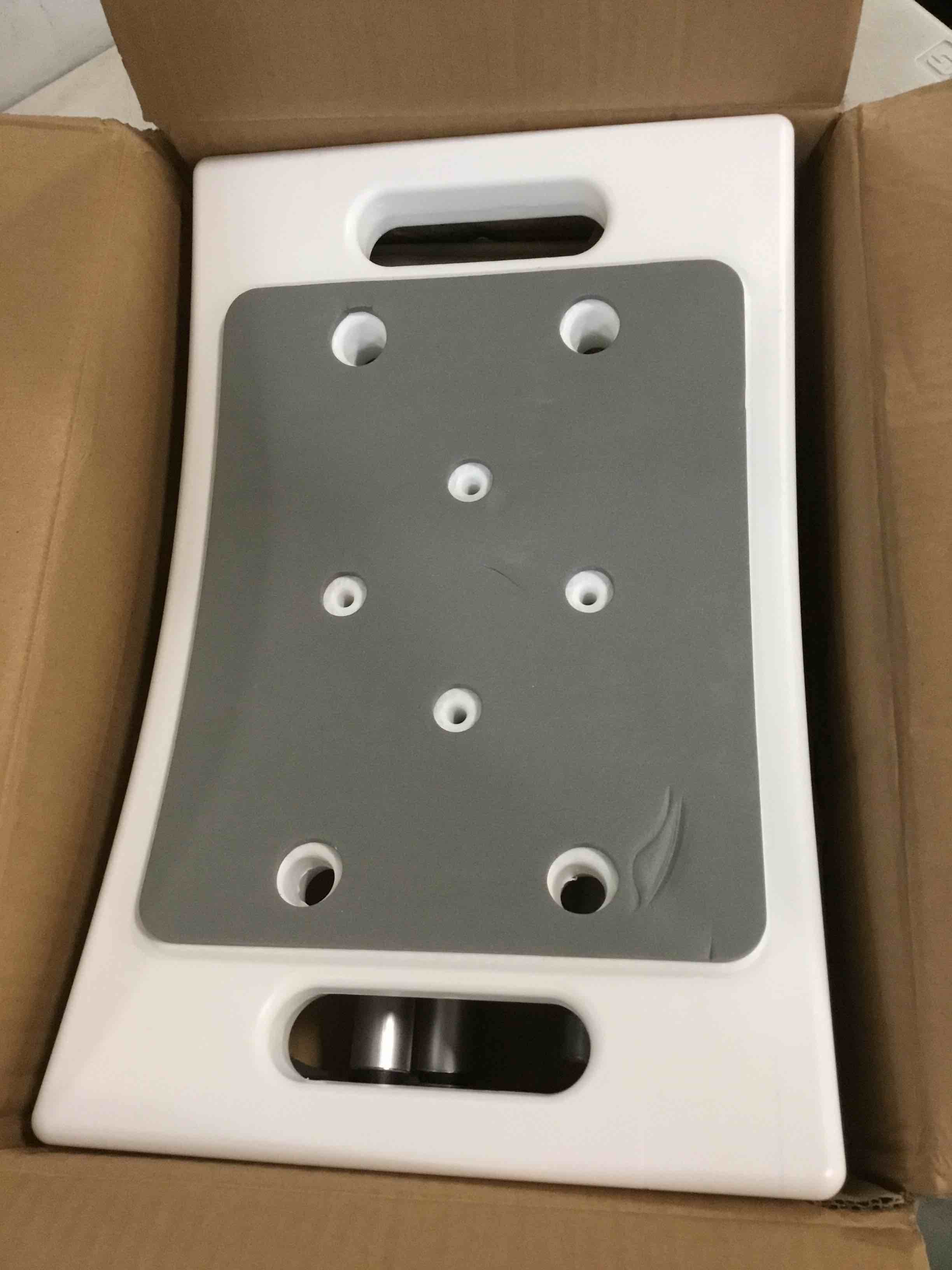 https://s3.amazonaws.com/lotting-images-prod/bidfta/PPE0360139_1729210559235.jpeg