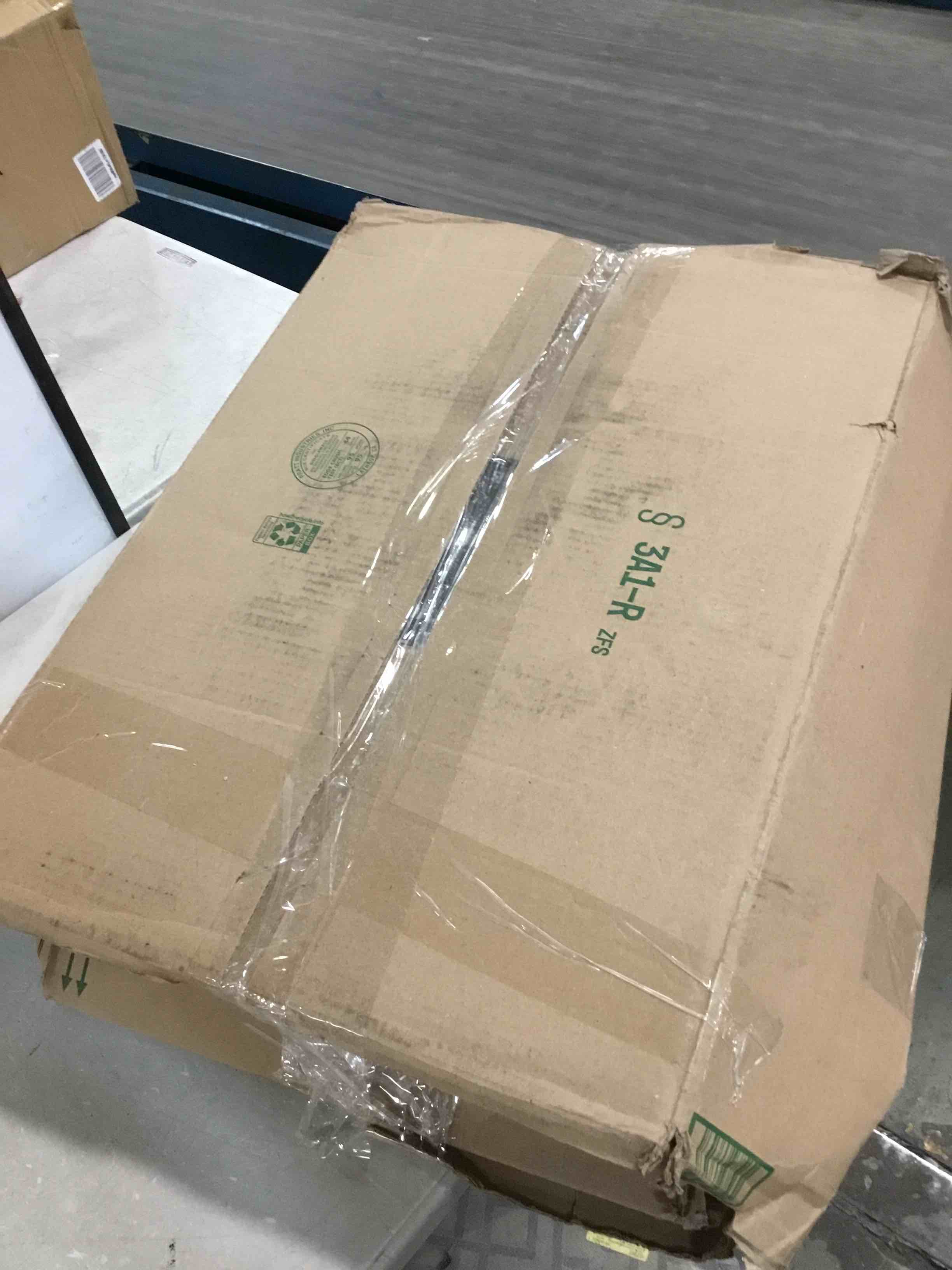 https://s3.amazonaws.com/lotting-images-prod/bidfta/PPE0360229_1729138939584.jpeg