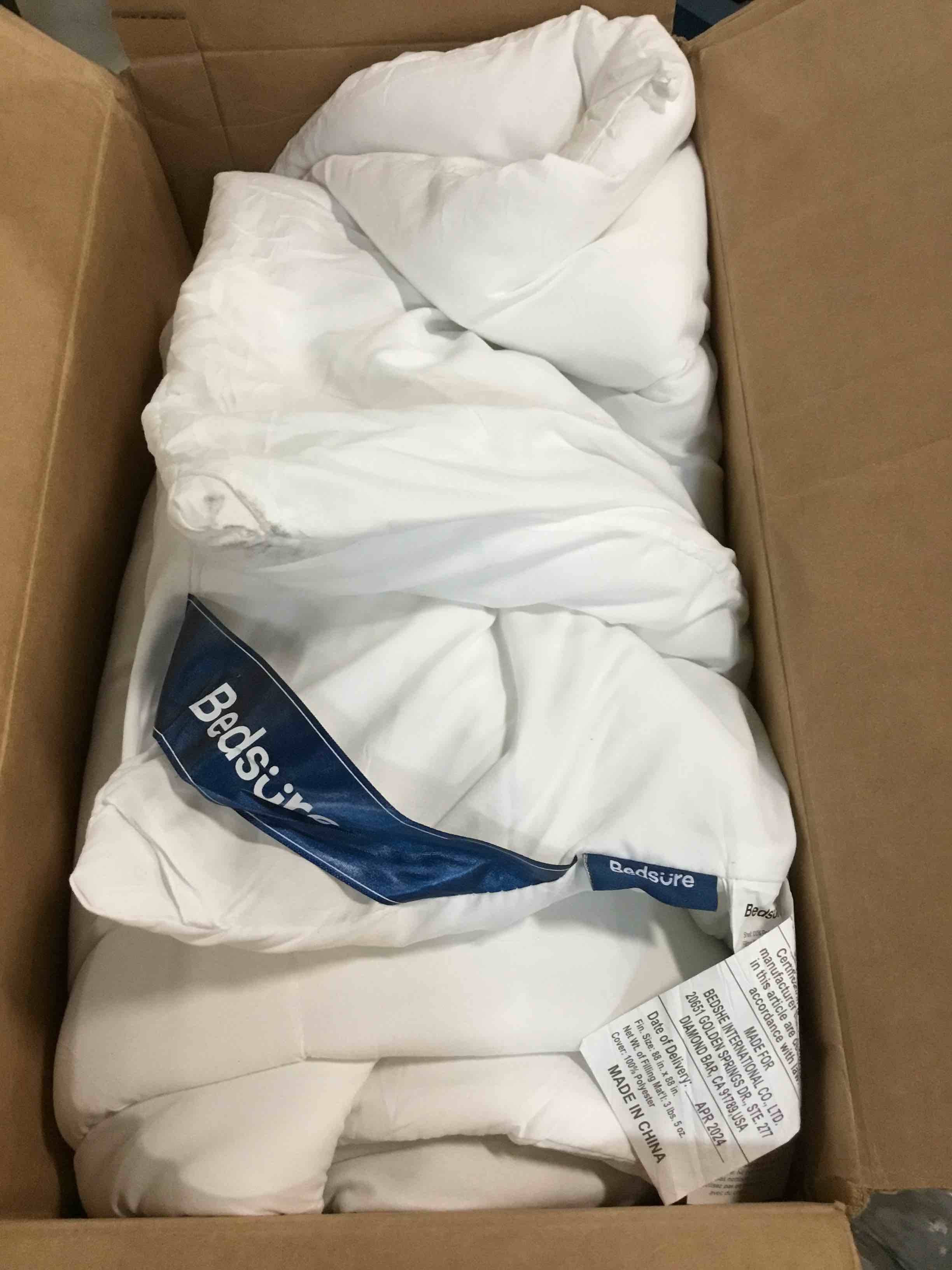 https://s3.amazonaws.com/lotting-images-prod/bidfta/PPE0360302_1729129547015.jpeg