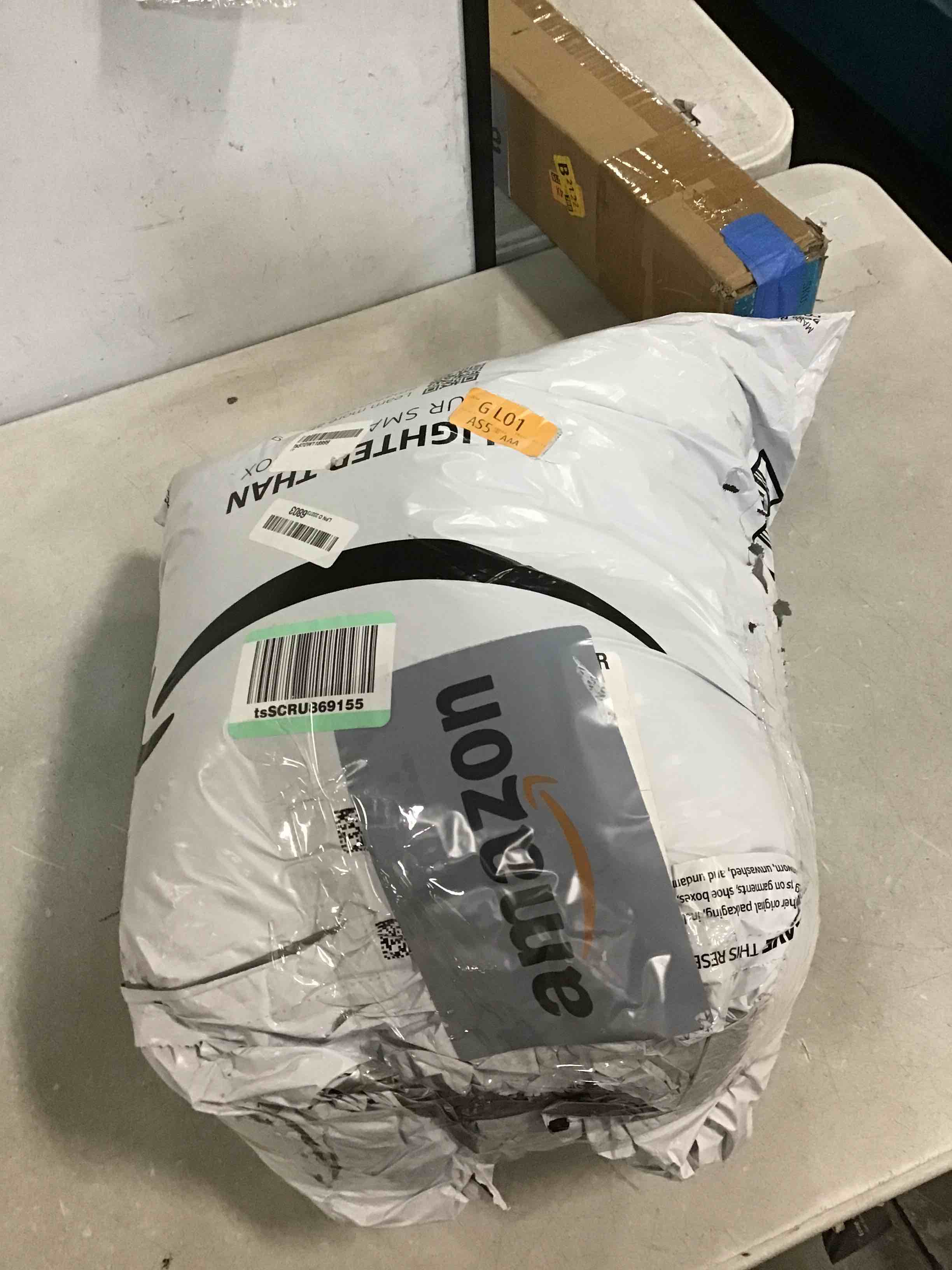 https://s3.amazonaws.com/lotting-images-prod/bidfta/PPE0360610_1728965048371.jpeg