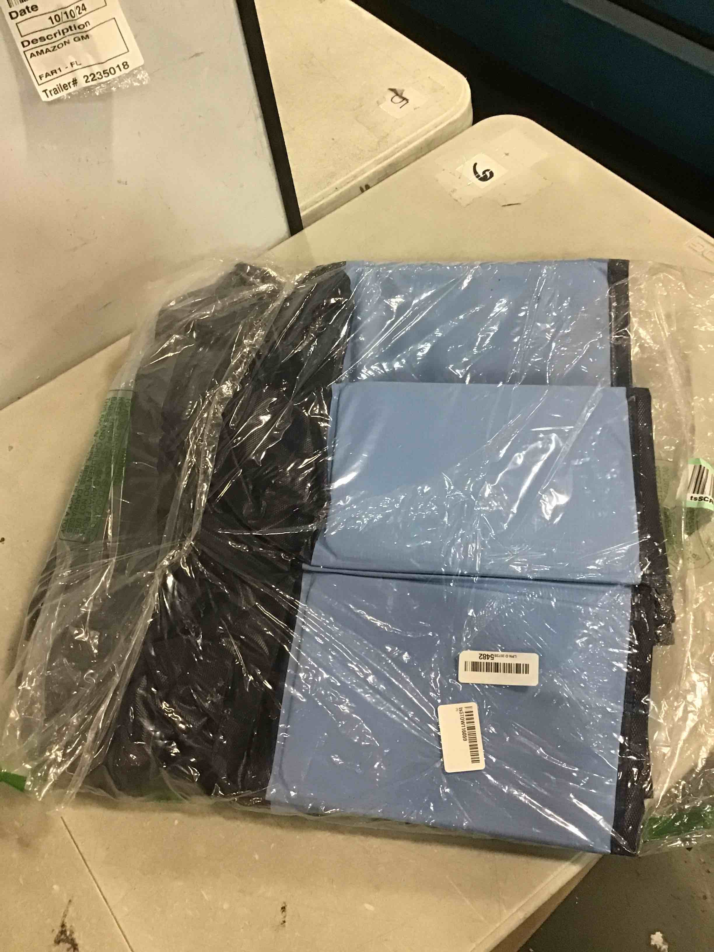 https://s3.amazonaws.com/lotting-images-prod/bidfta/PPE0360628_1728963794928.jpeg