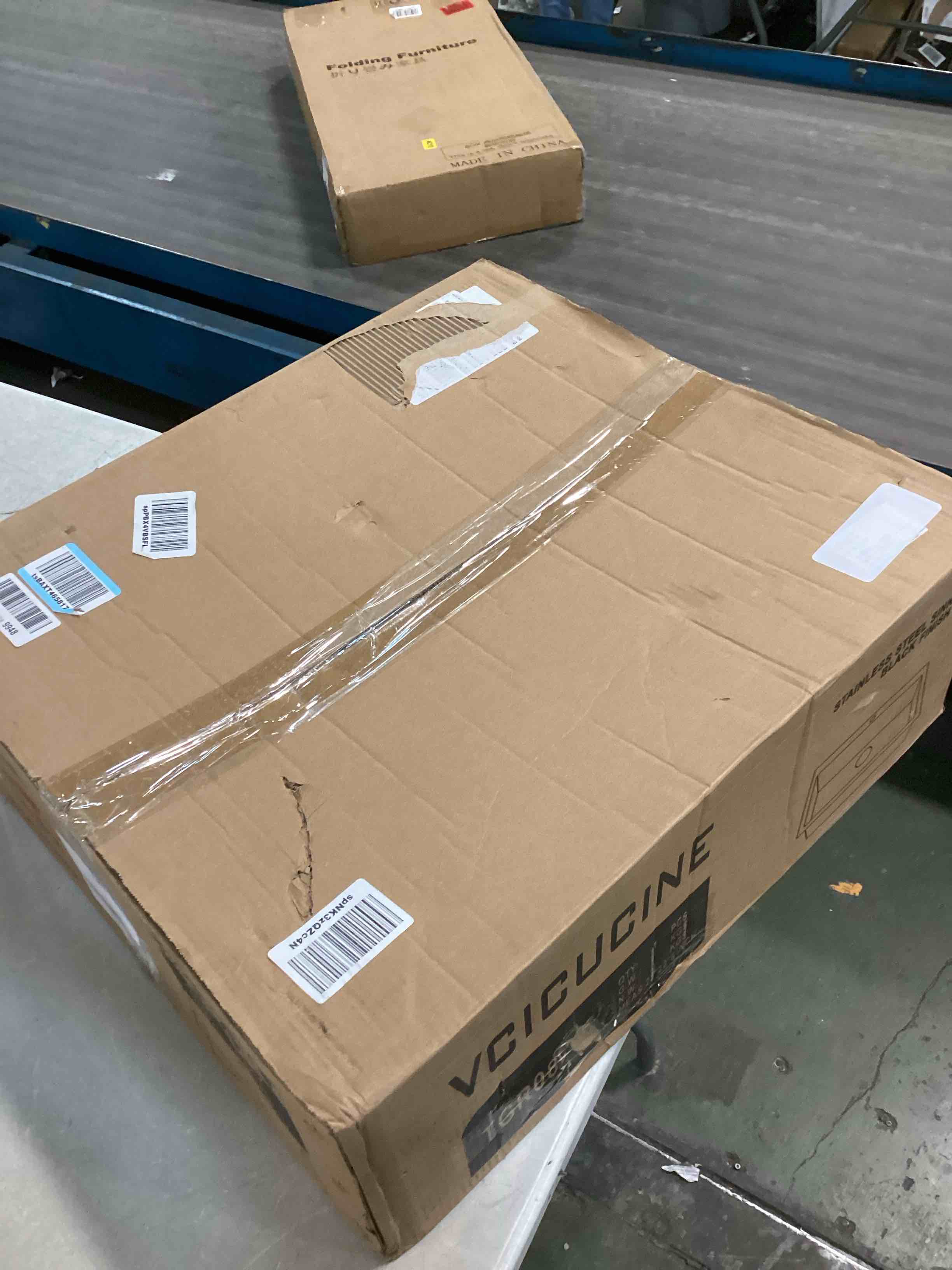 https://s3.amazonaws.com/lotting-images-prod/bidfta/PPE0361019_1728606950794.jpeg