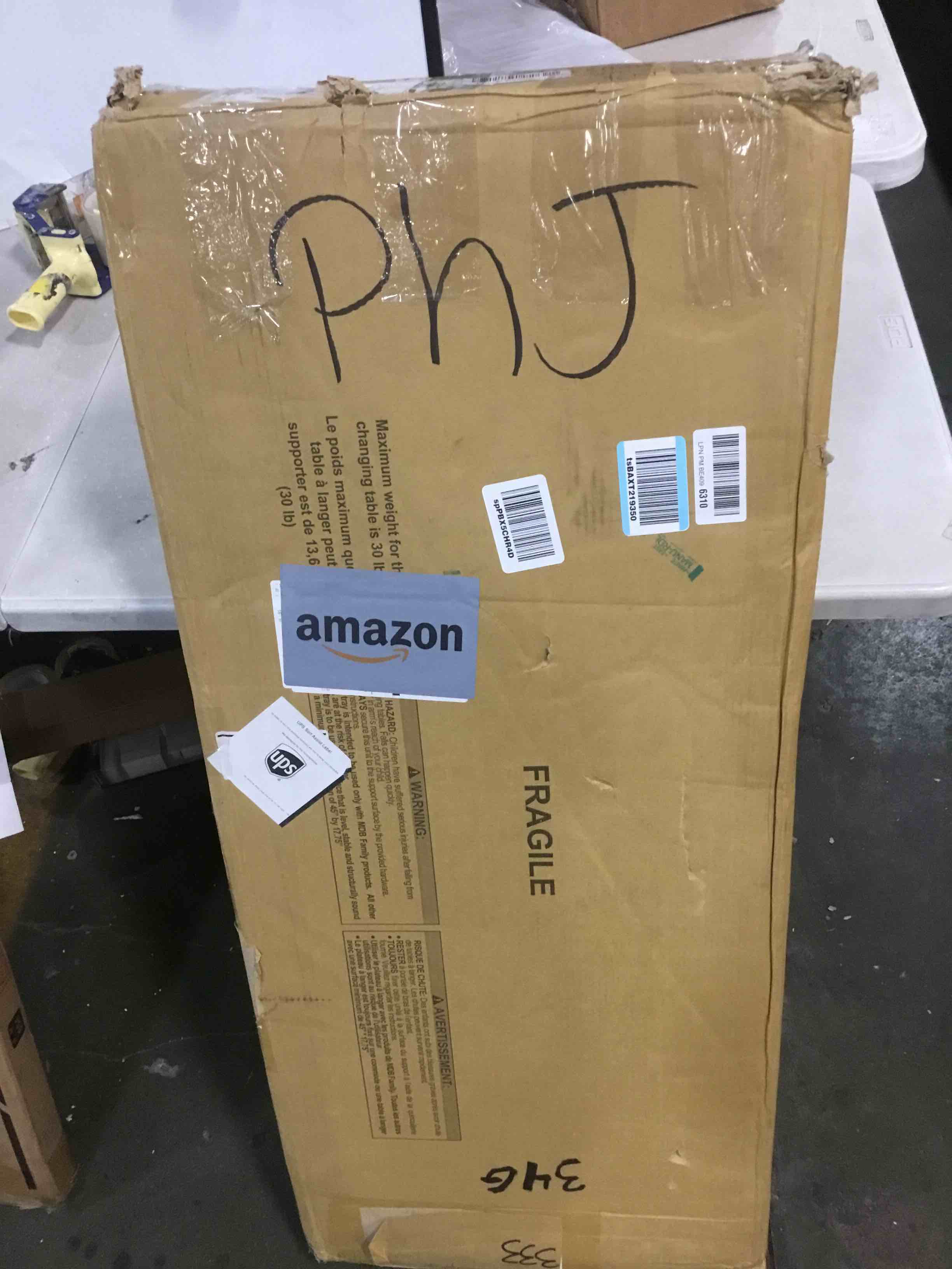 https://s3.amazonaws.com/lotting-images-prod/bidfta/PPE0361367_1728432677237.jpeg