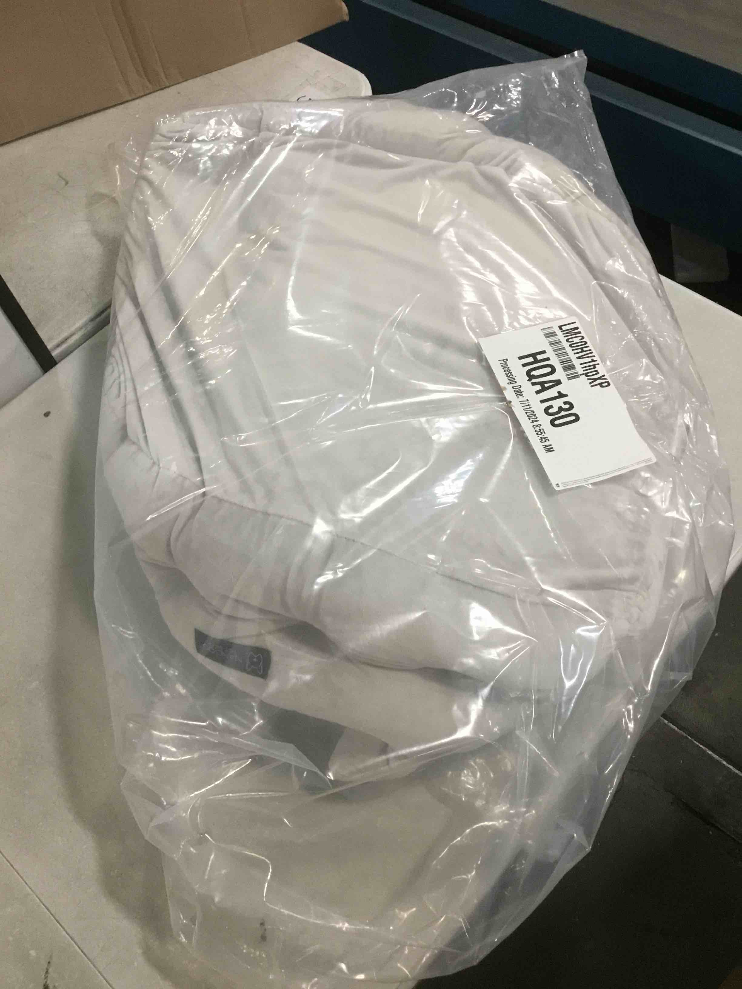 Best Friends by Sheri Soothe & Snooze Lounge Shag Rectangular Dog Bed