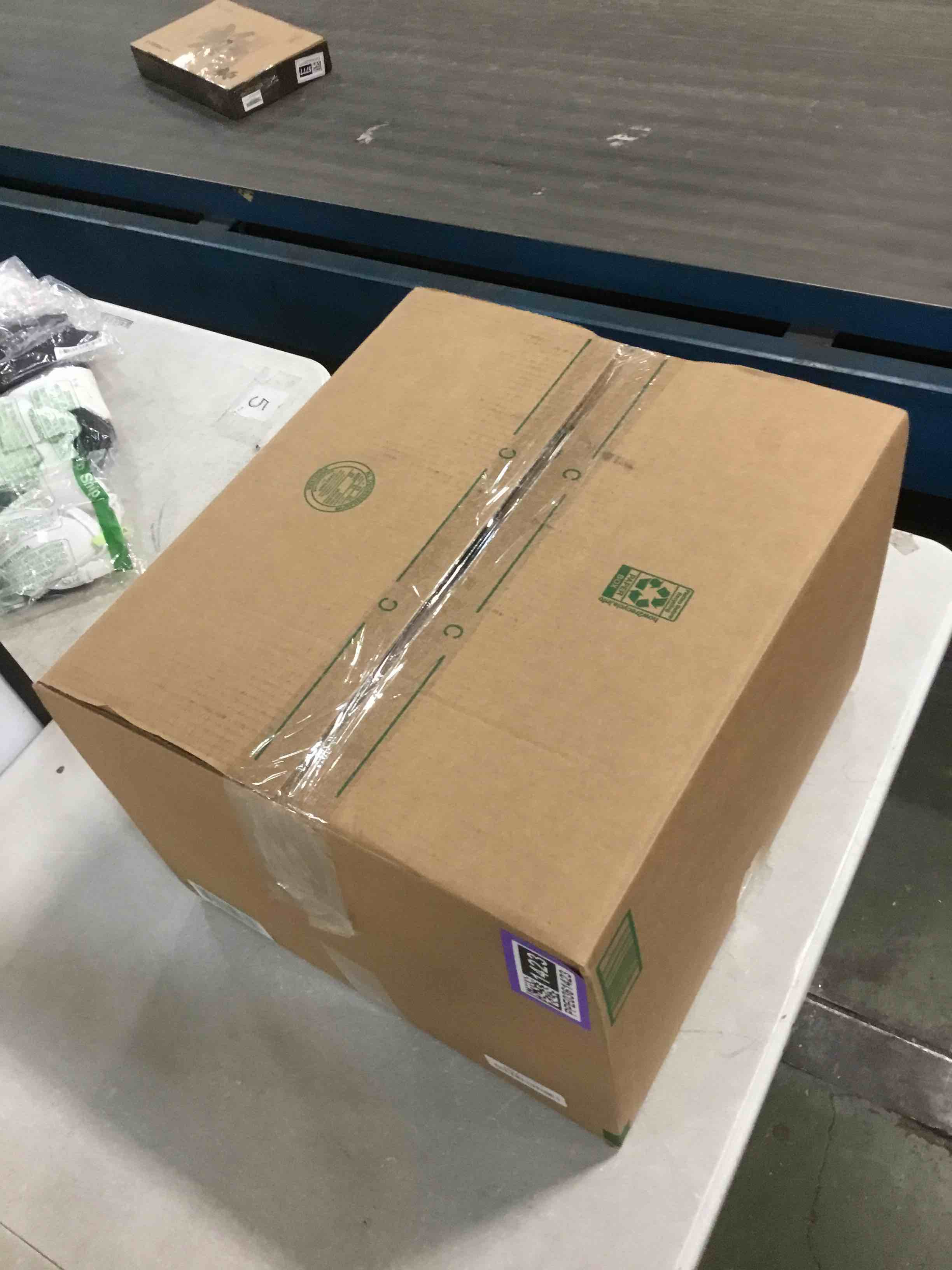 https://s3.amazonaws.com/lotting-images-prod/bidfta/PPE0361423_1728364592508.jpeg
