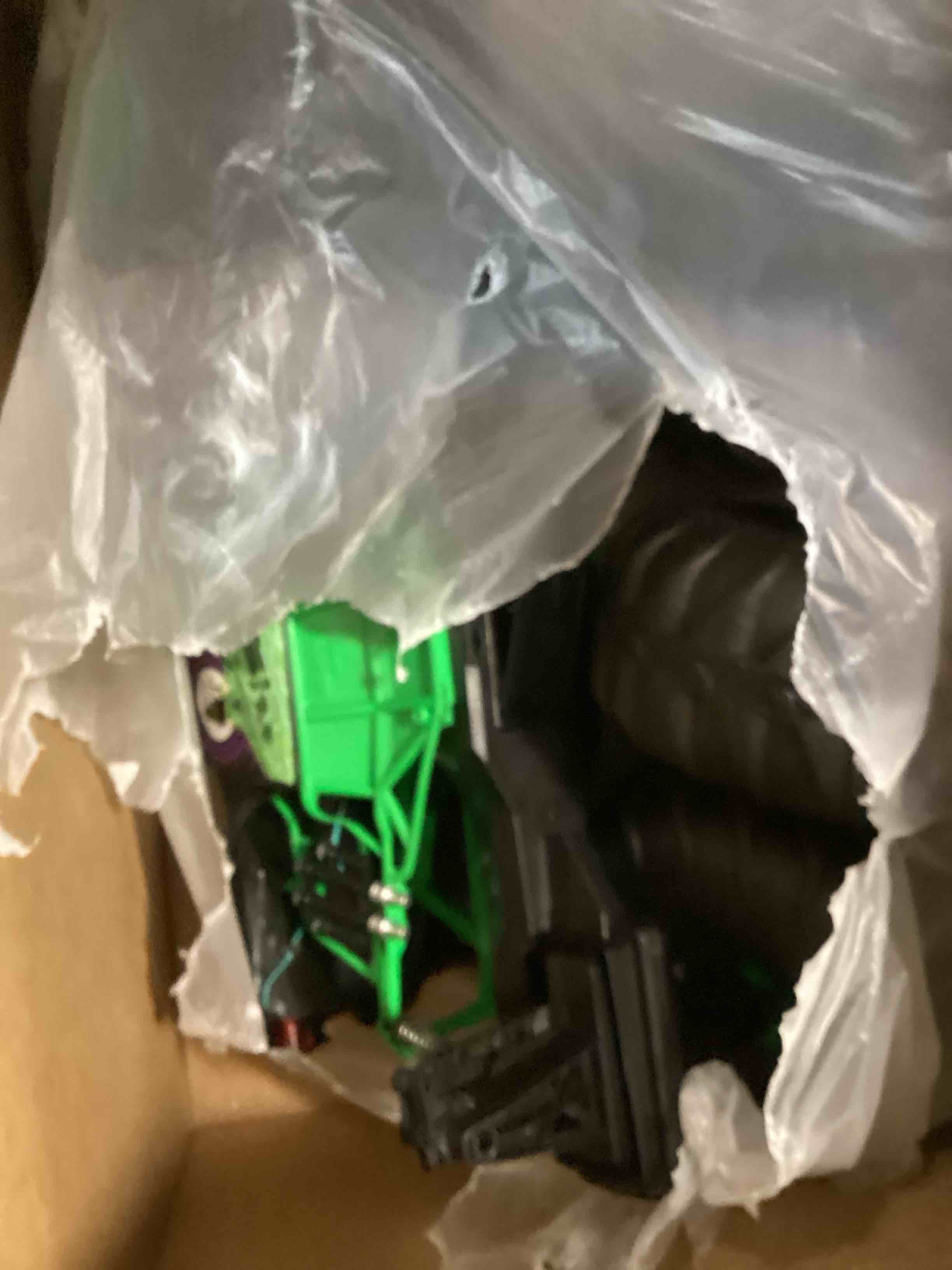 https://s3.amazonaws.com/lotting-images-prod/bidfta/PPE0361637_1728137815662.jpeg
