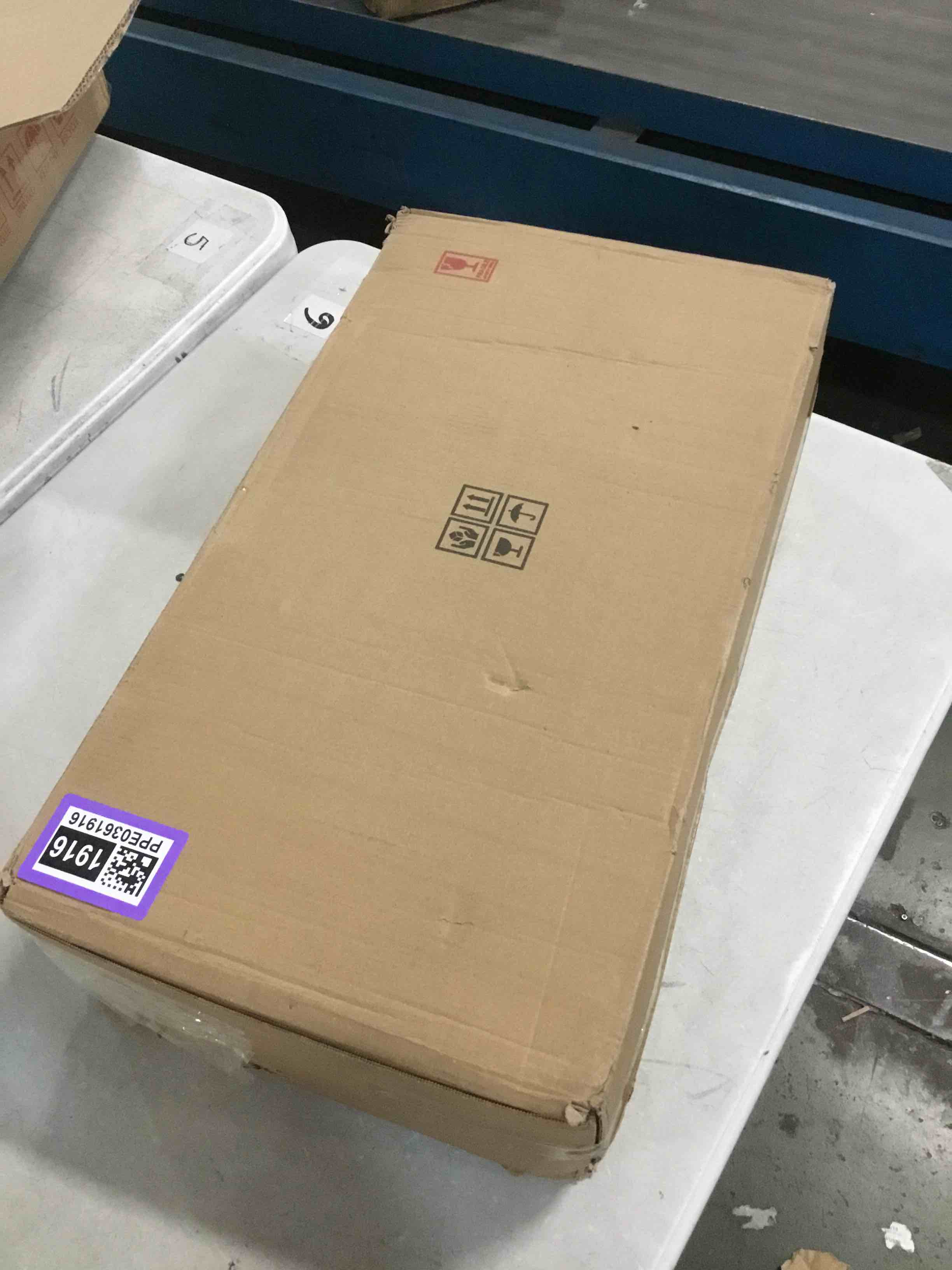 https://s3.amazonaws.com/lotting-images-prod/bidfta/PPE0361916_1728013424659.jpeg