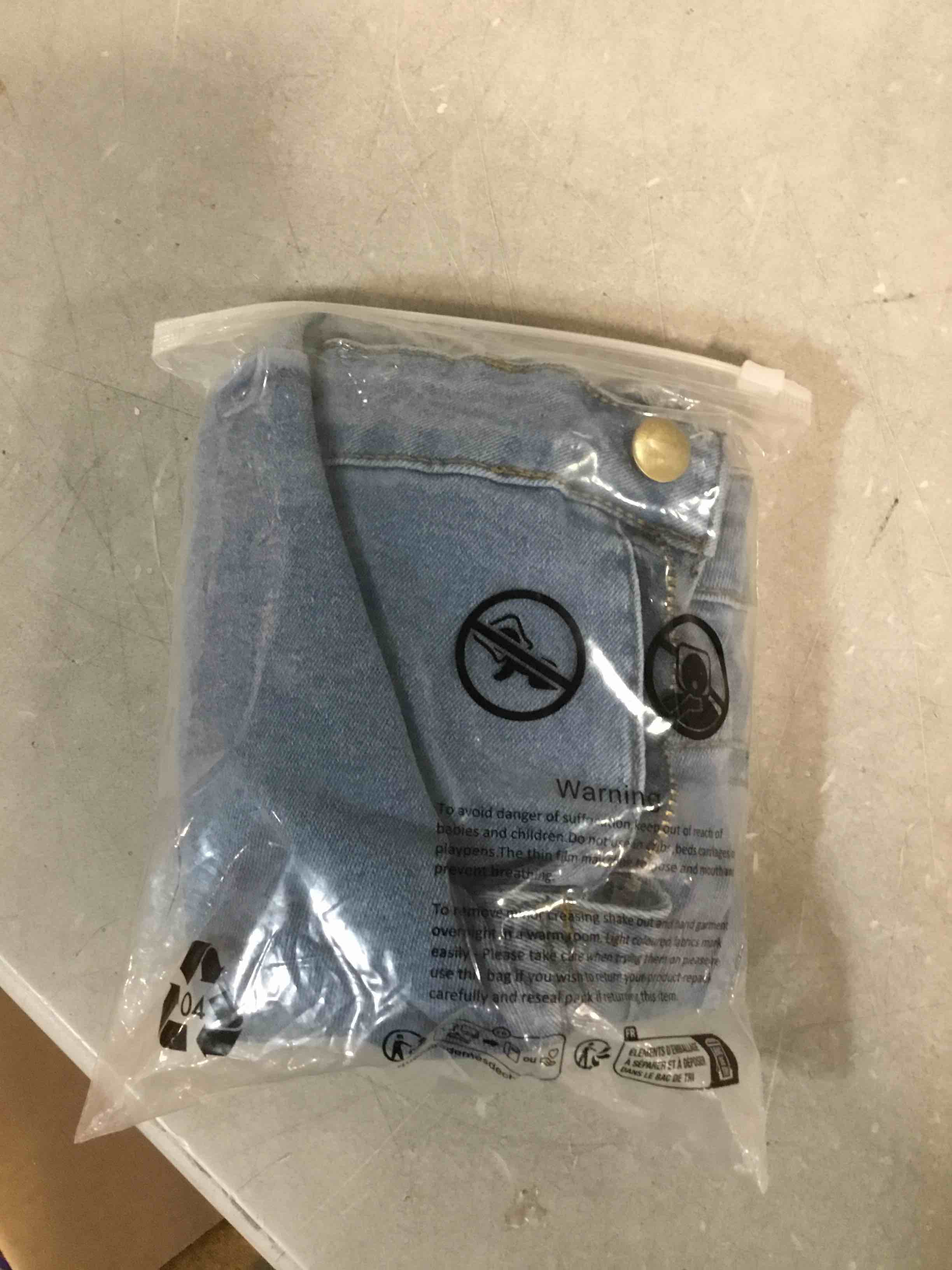 https://s3.amazonaws.com/lotting-images-prod/bidfta/PPE0361949_1728008617962.jpeg