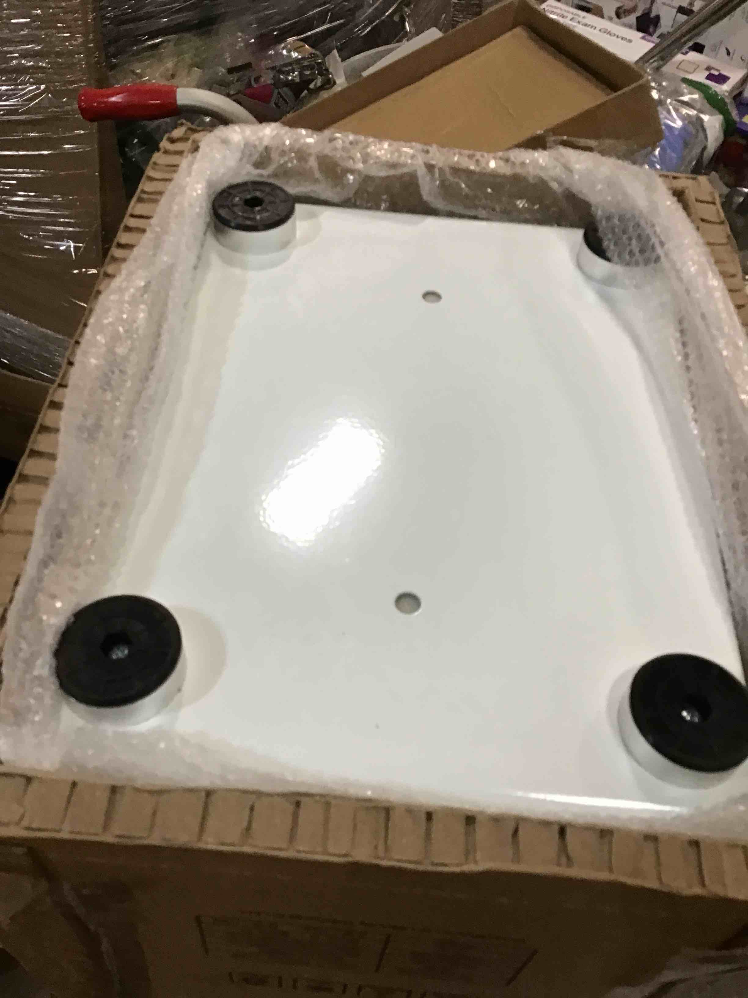 https://s3.amazonaws.com/lotting-images-prod/bidfta/PPE0362459_1728017317026.jpeg