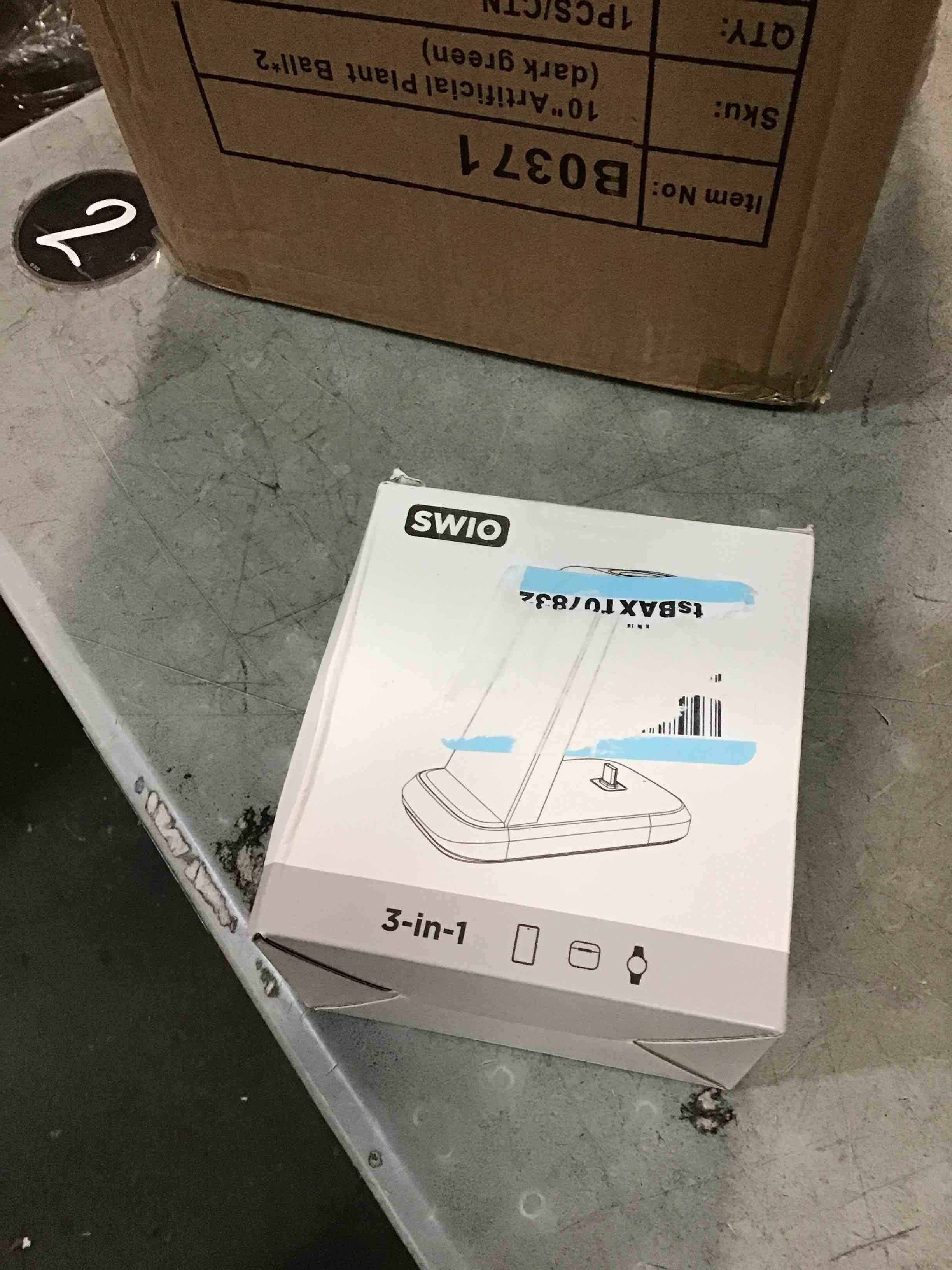 https://s3.amazonaws.com/lotting-images-prod/bidfta/PPE0362865_1727926552546.jpeg