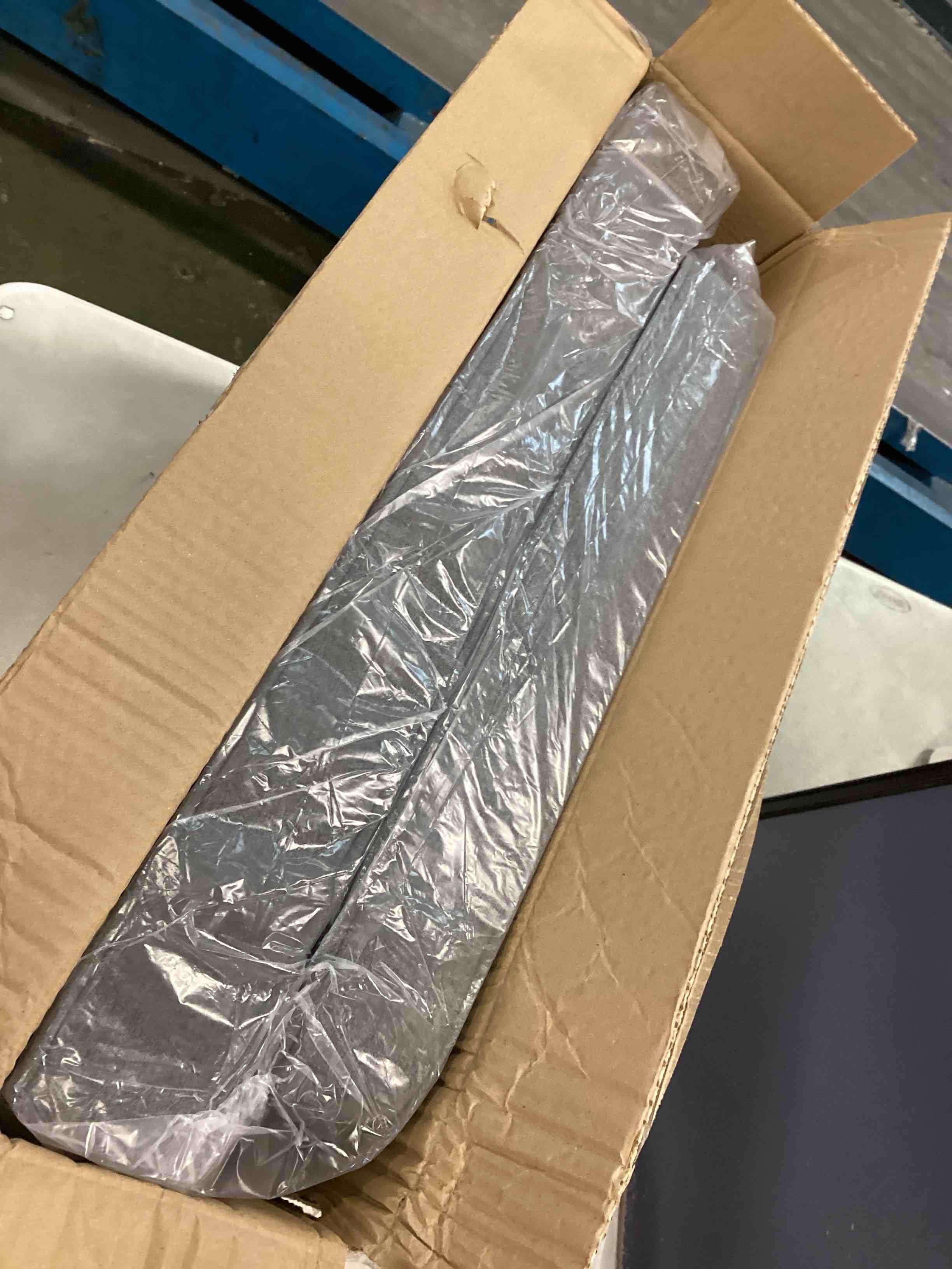 https://s3.amazonaws.com/lotting-images-prod/bidfta/PPE0363552_1727741987412.jpeg