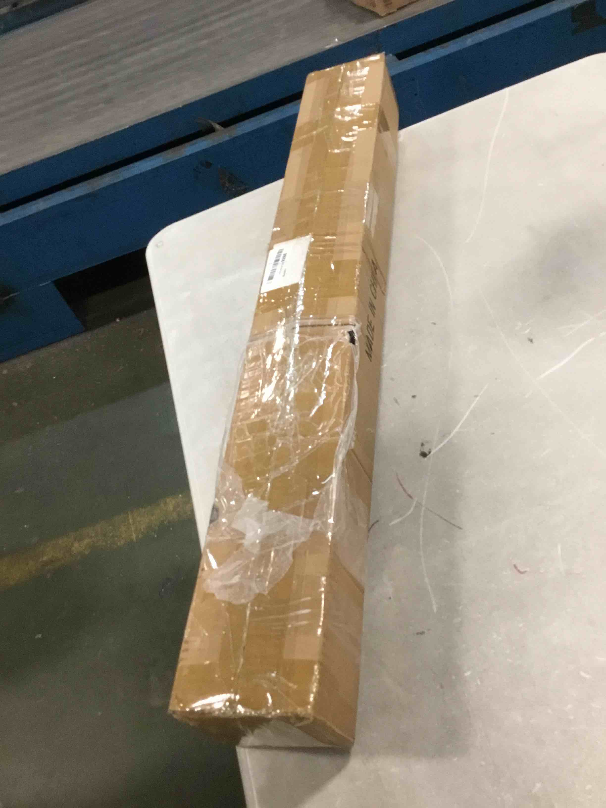 https://s3.amazonaws.com/lotting-images-prod/bidfta/PPE0364513_1728432916160.jpeg