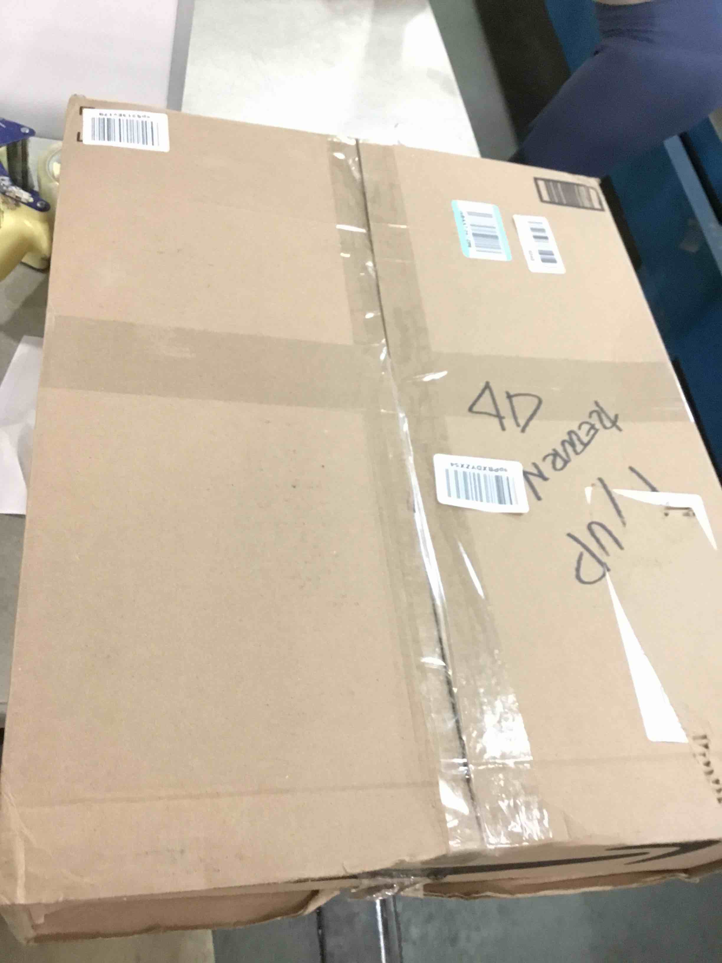 https://s3.amazonaws.com/lotting-images-prod/bidfta/PPE0366725_1728103660810.jpeg
