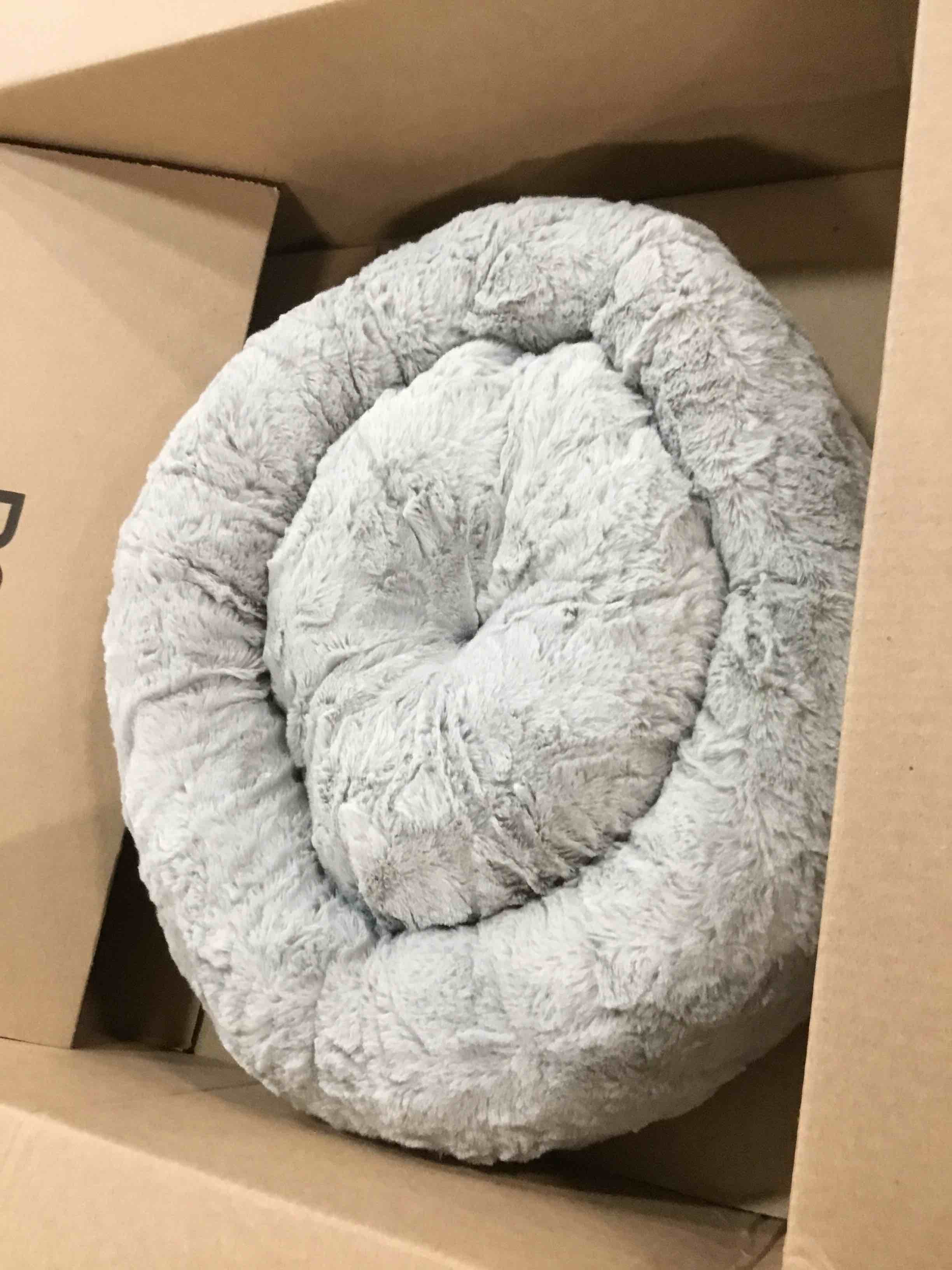 https://s3.amazonaws.com/lotting-images-prod/bidfta/PPE0366725_1728103677925.jpeg