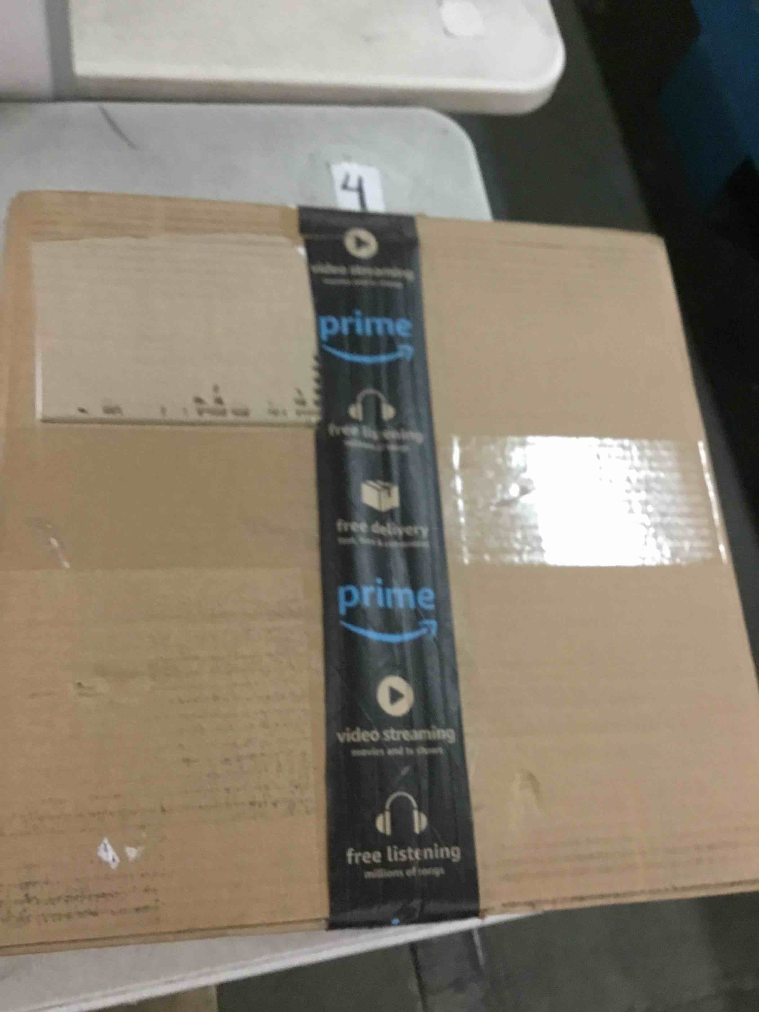 https://s3.amazonaws.com/lotting-images-prod/bidfta/PPE0366825_1728087583552.jpeg