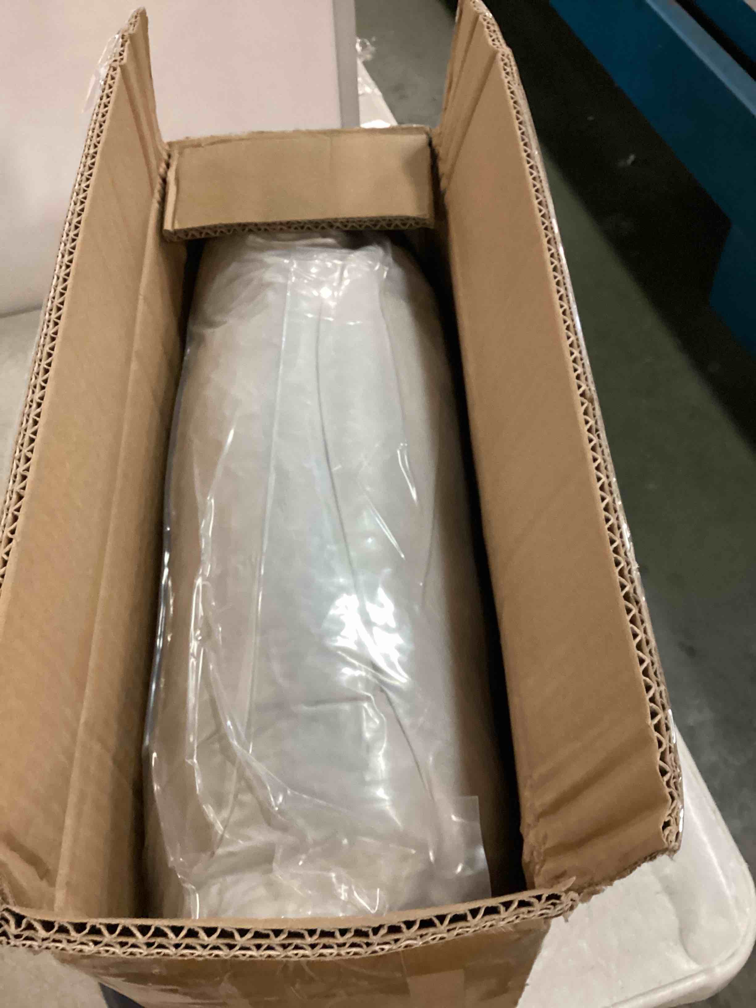 https://s3.amazonaws.com/lotting-images-prod/bidfta/PPE0366999_1728009305114.jpeg