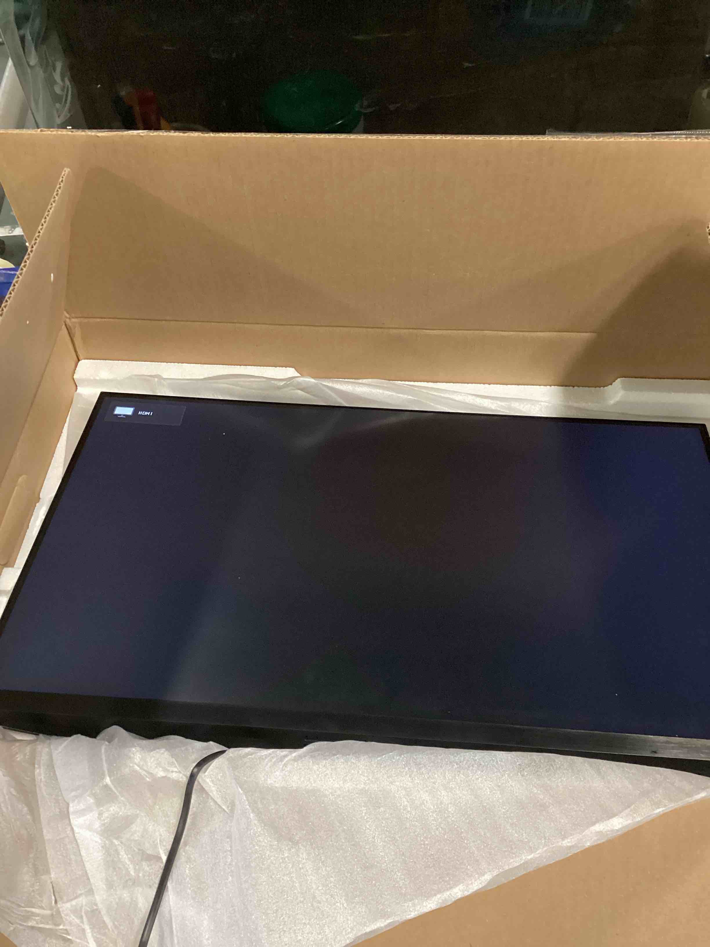 https://s3.amazonaws.com/lotting-images-prod/bidfta/PPE0367064_1728313112586.jpeg
