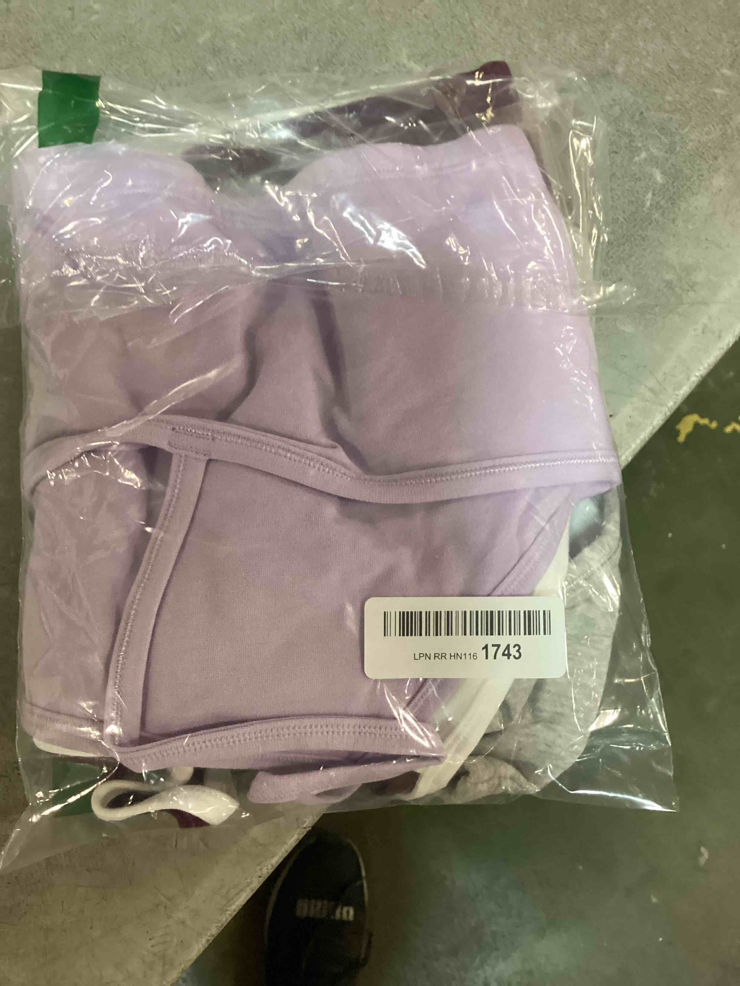 https://s3.amazonaws.com/lotting-images-prod/bidfta/PPE0368056_1728700447374.jpeg