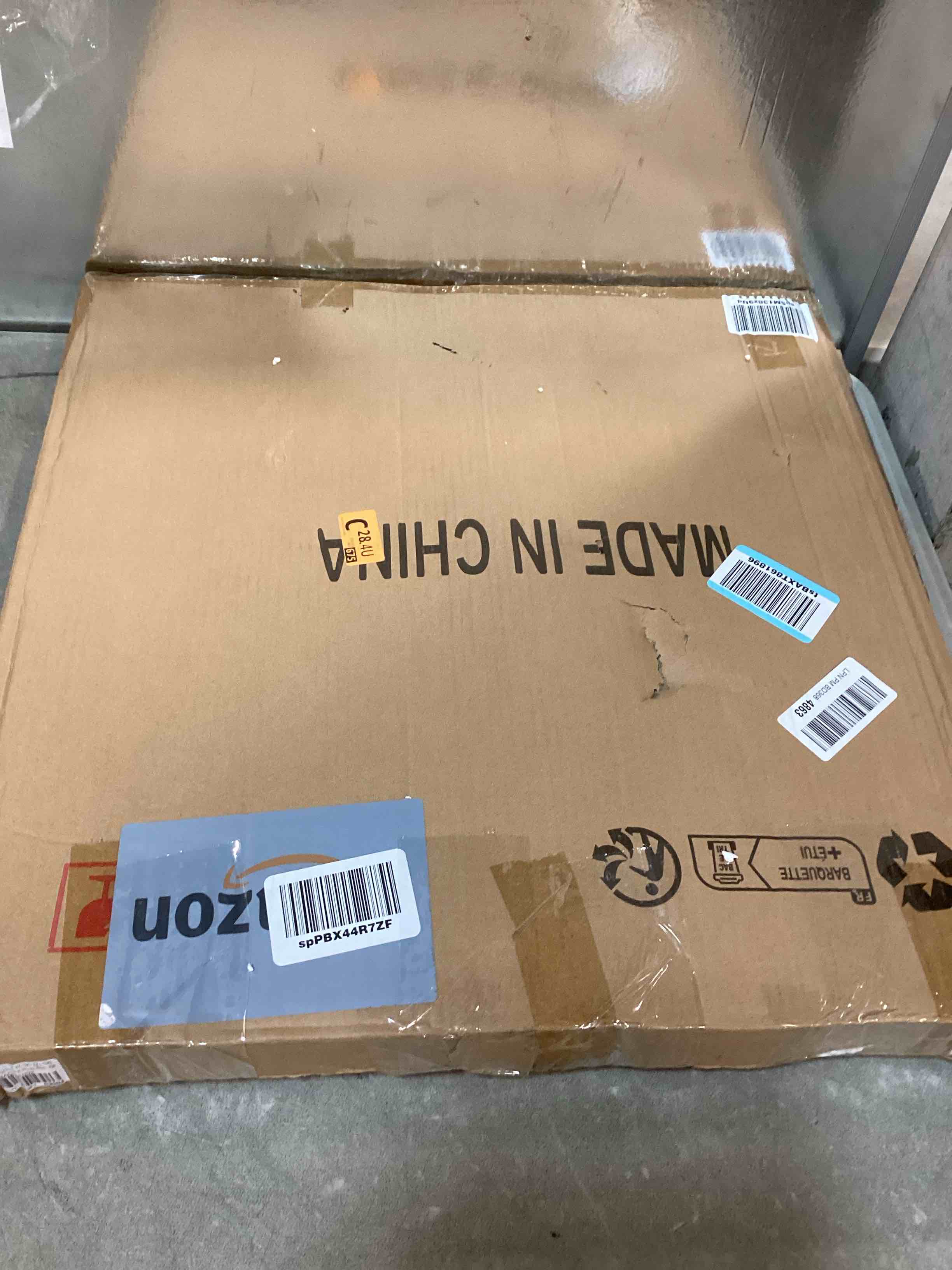 https://s3.amazonaws.com/lotting-images-prod/bidfta/PPE0368425_1728534220848.jpeg